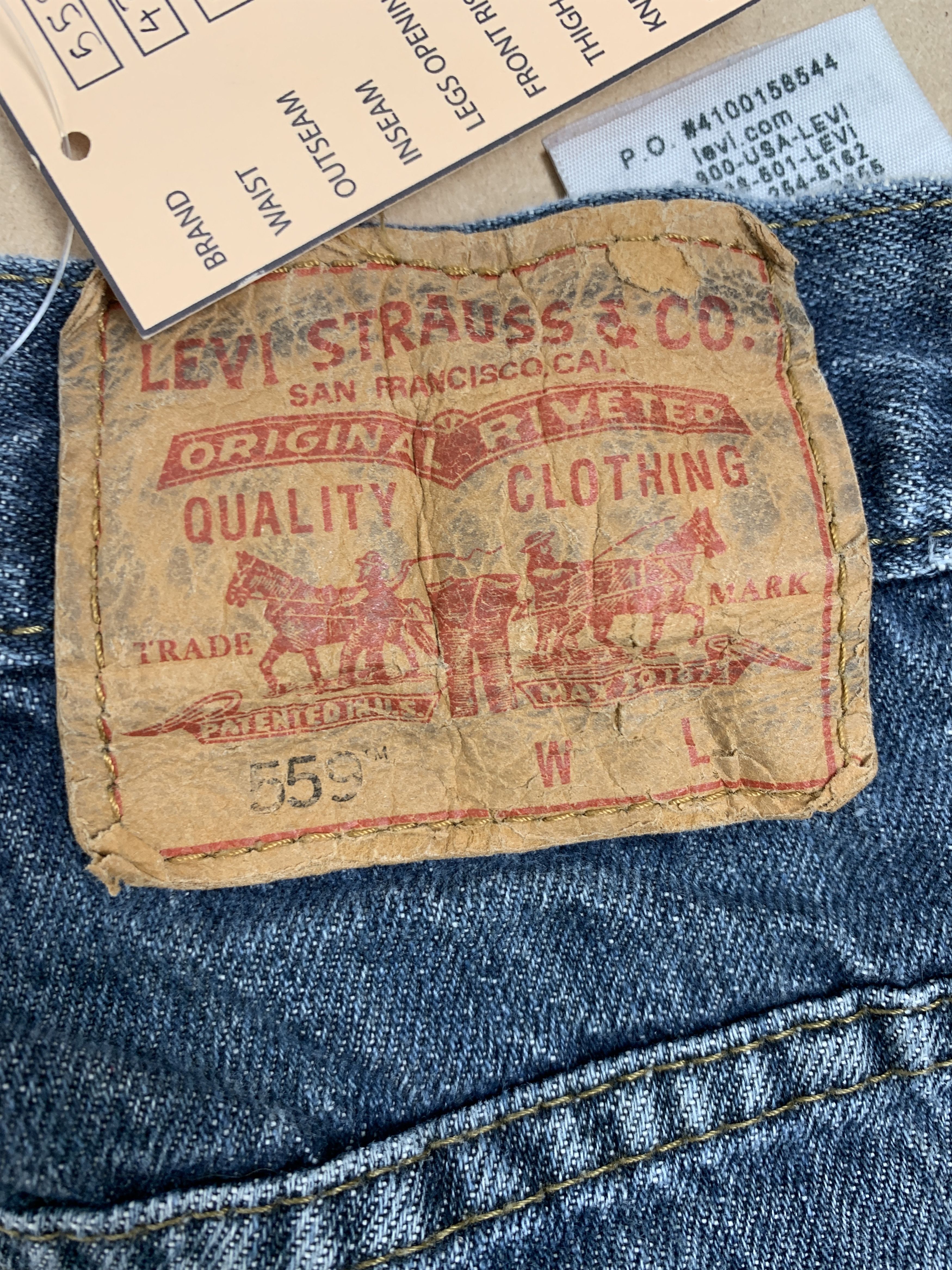 Levi's Vintage Levi's 559 Faded Straight Cut Jeans Size US 43 - 6 Thumbnail