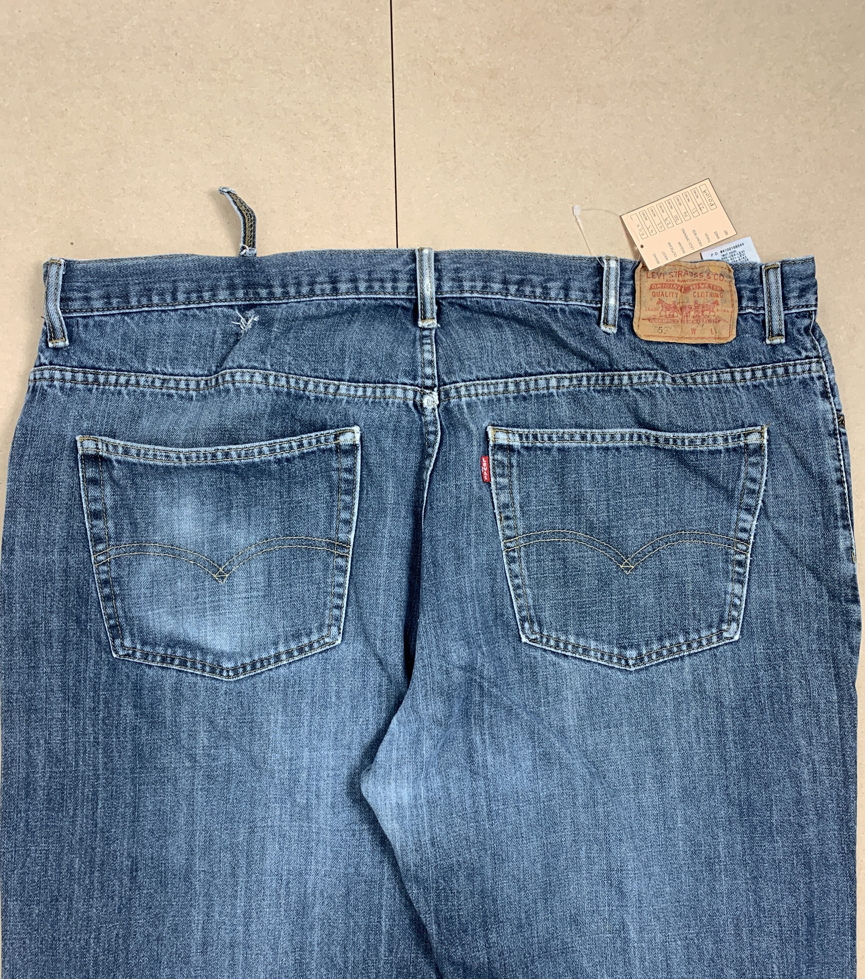 Levi's Vintage Levi's 559 Faded Straight Cut Jeans Size US 43 - 5 Thumbnail