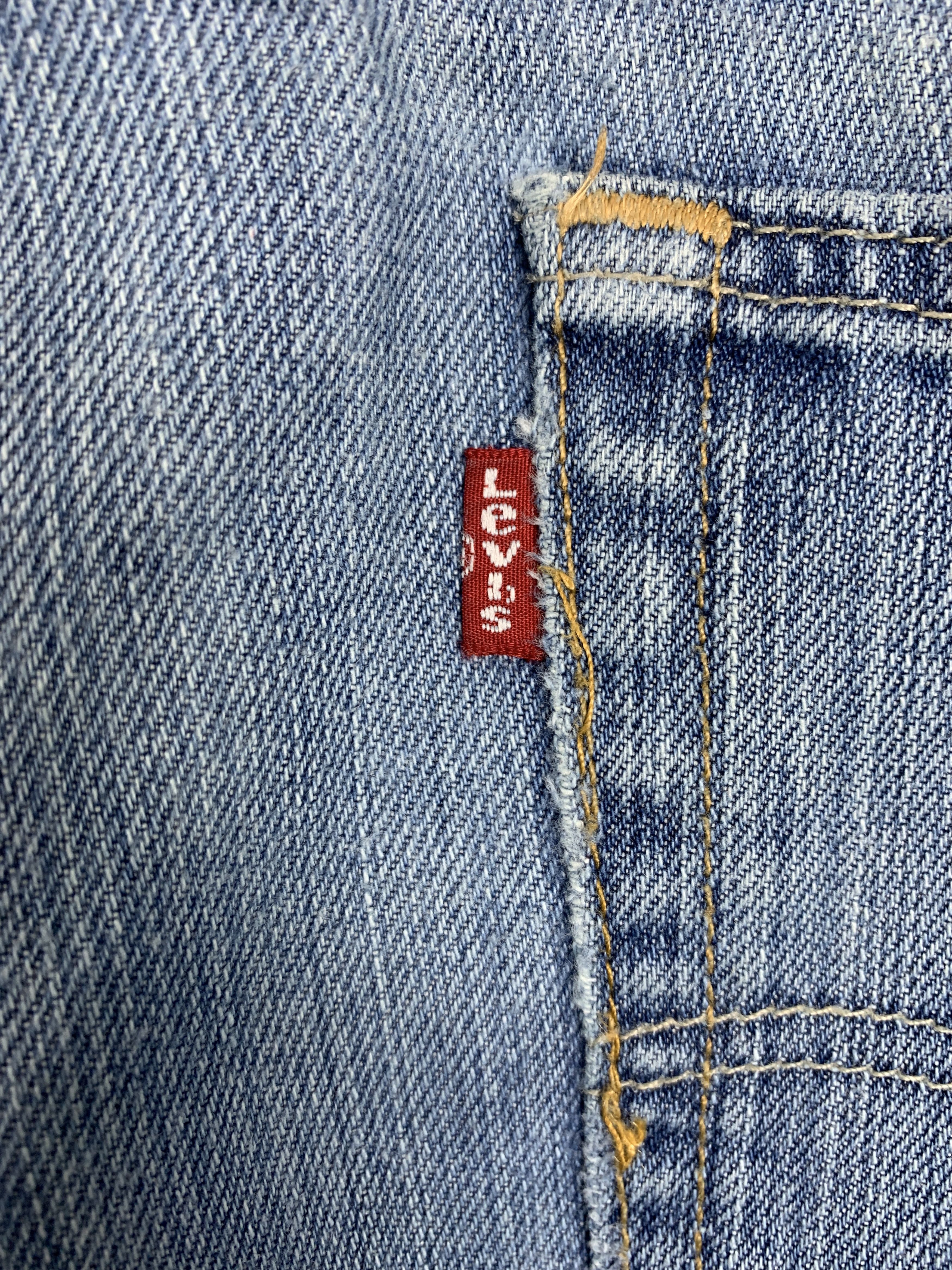 Levi's × Vintage Vintage Levi's 569 Faded Distressed Medium Wash Blue Jeans Size US 40 / EU 56 - 9 Thumbnail