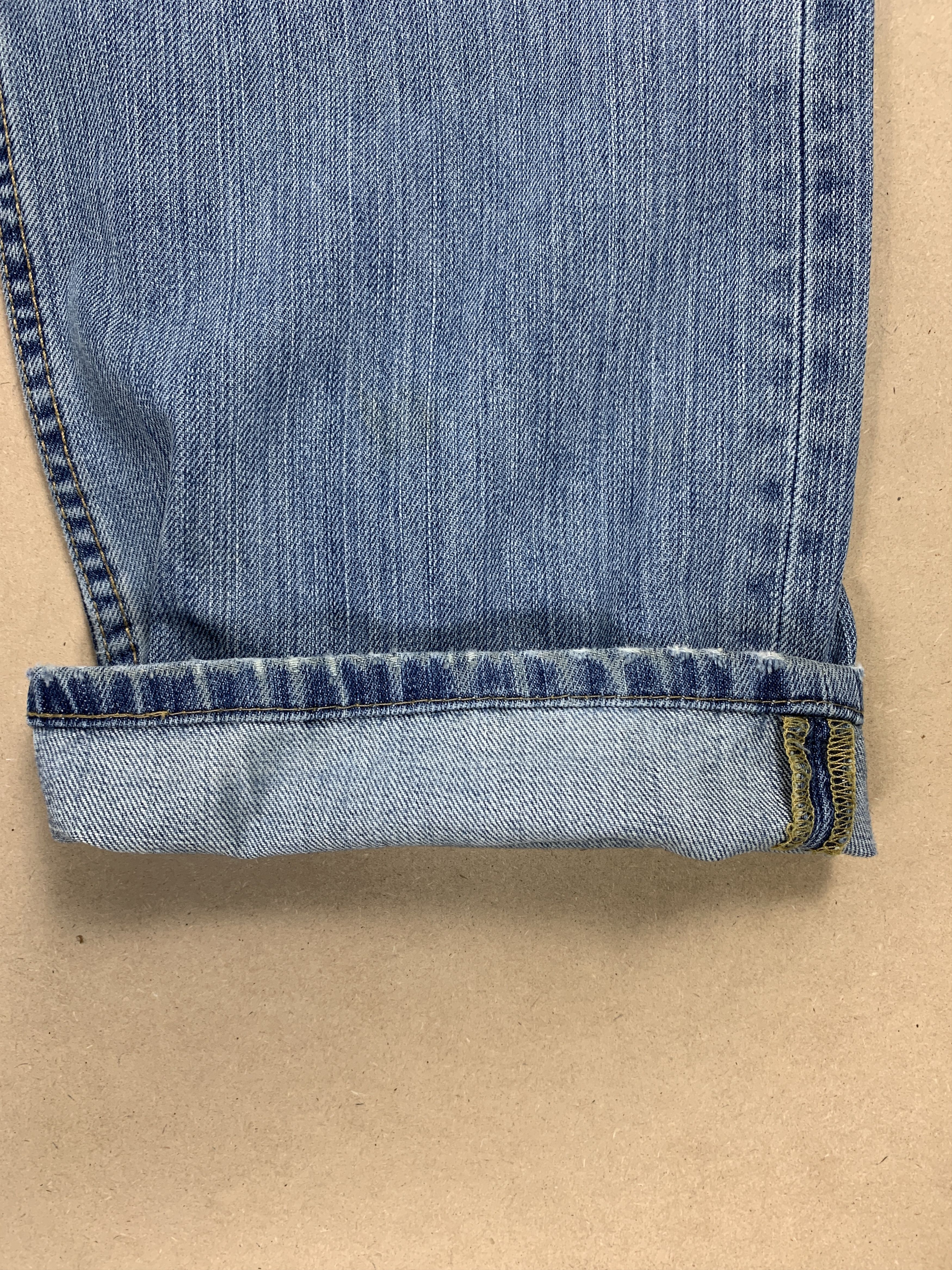 Levi's × Vintage Vintage Levi's 569 Faded Distressed Medium Wash Blue Jeans Size US 40 / EU 56 - 4 Thumbnail