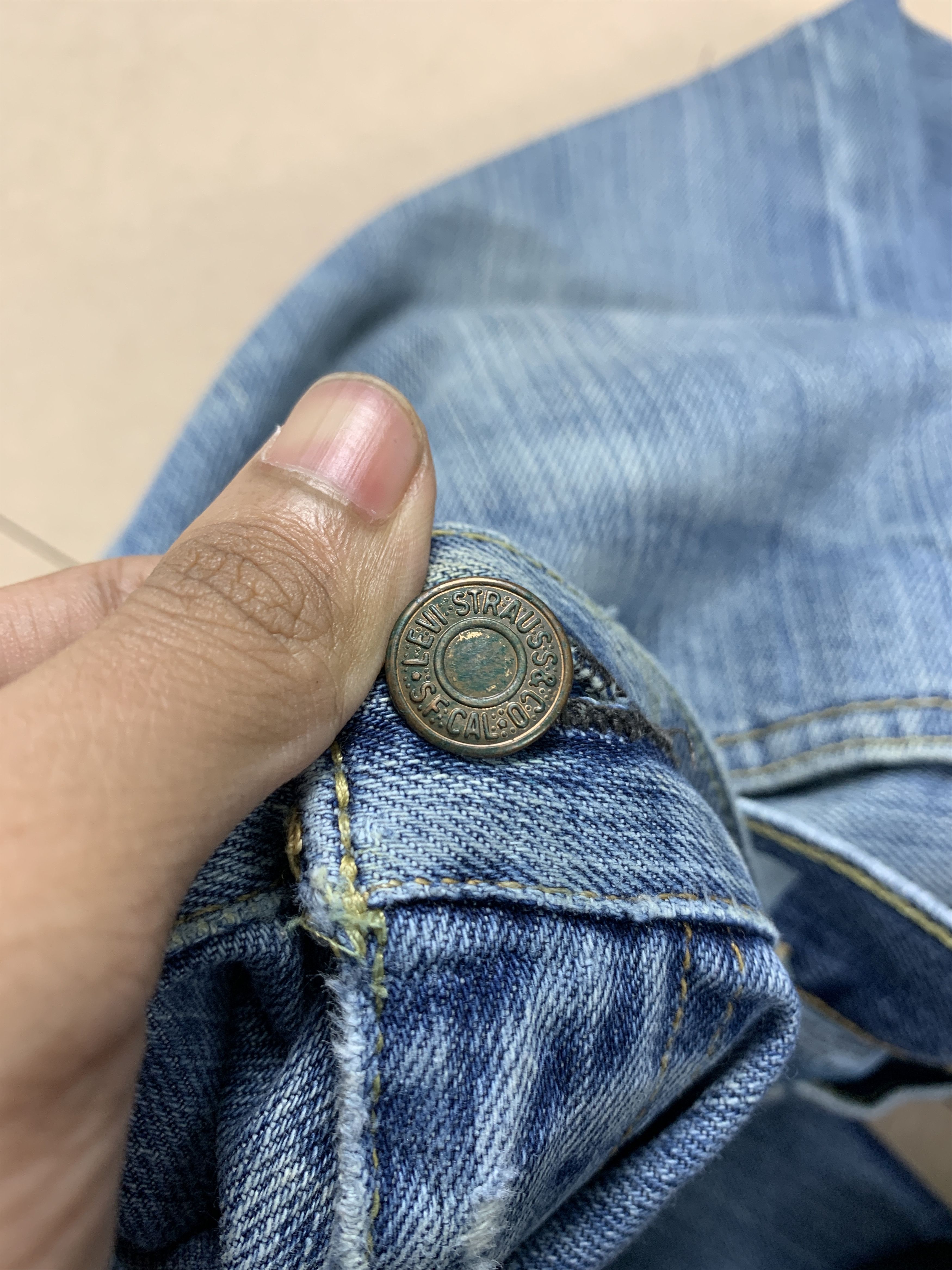 Levi's × Vintage Vintage Levi's 569 Faded Distressed Medium Wash Blue Jeans Size US 40 / EU 56 - 18 Thumbnail