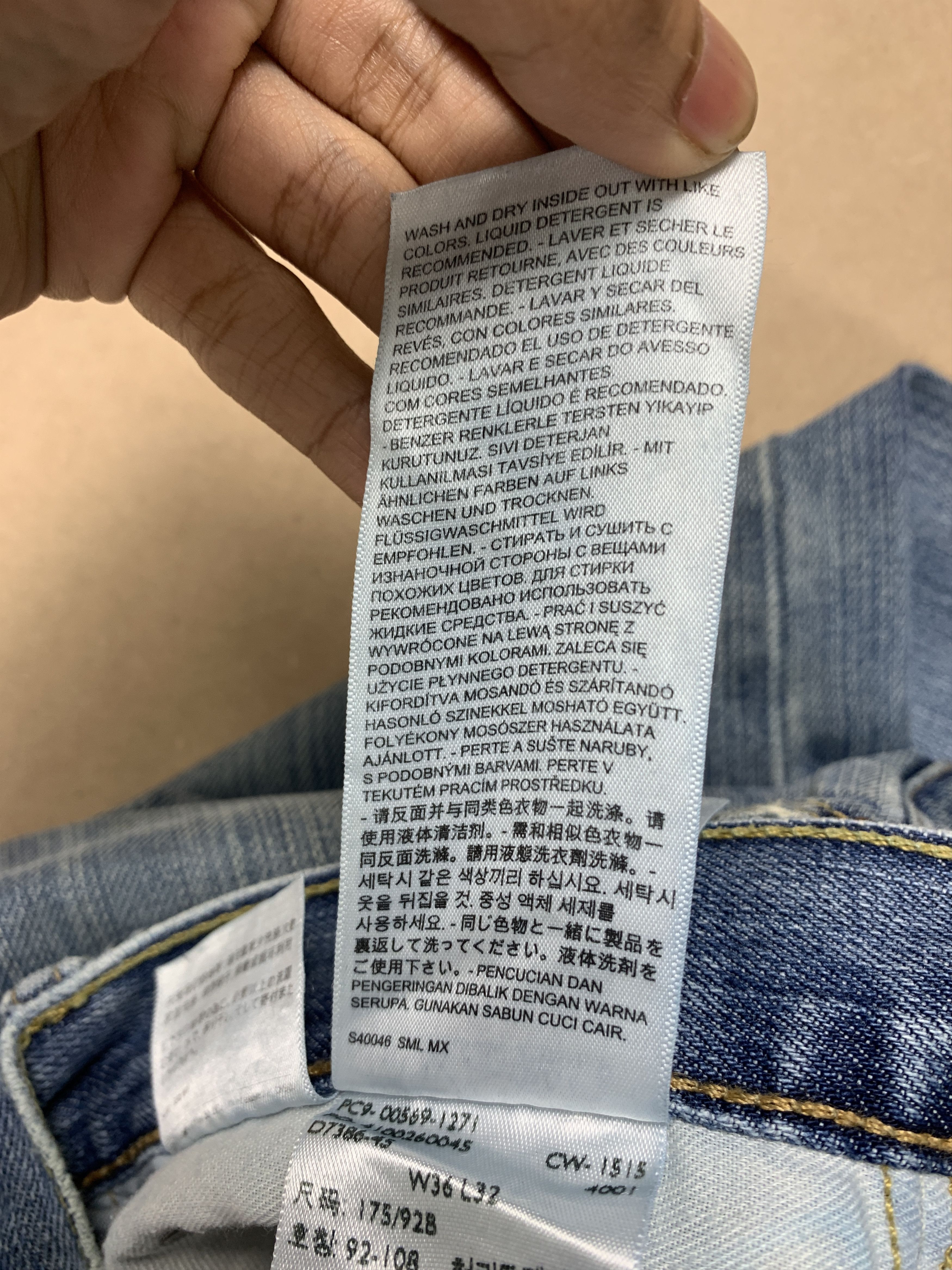 Levi's × Vintage Vintage Levi's 569 Faded Distressed Medium Wash Blue Jeans Size US 40 / EU 56 - 15 Thumbnail