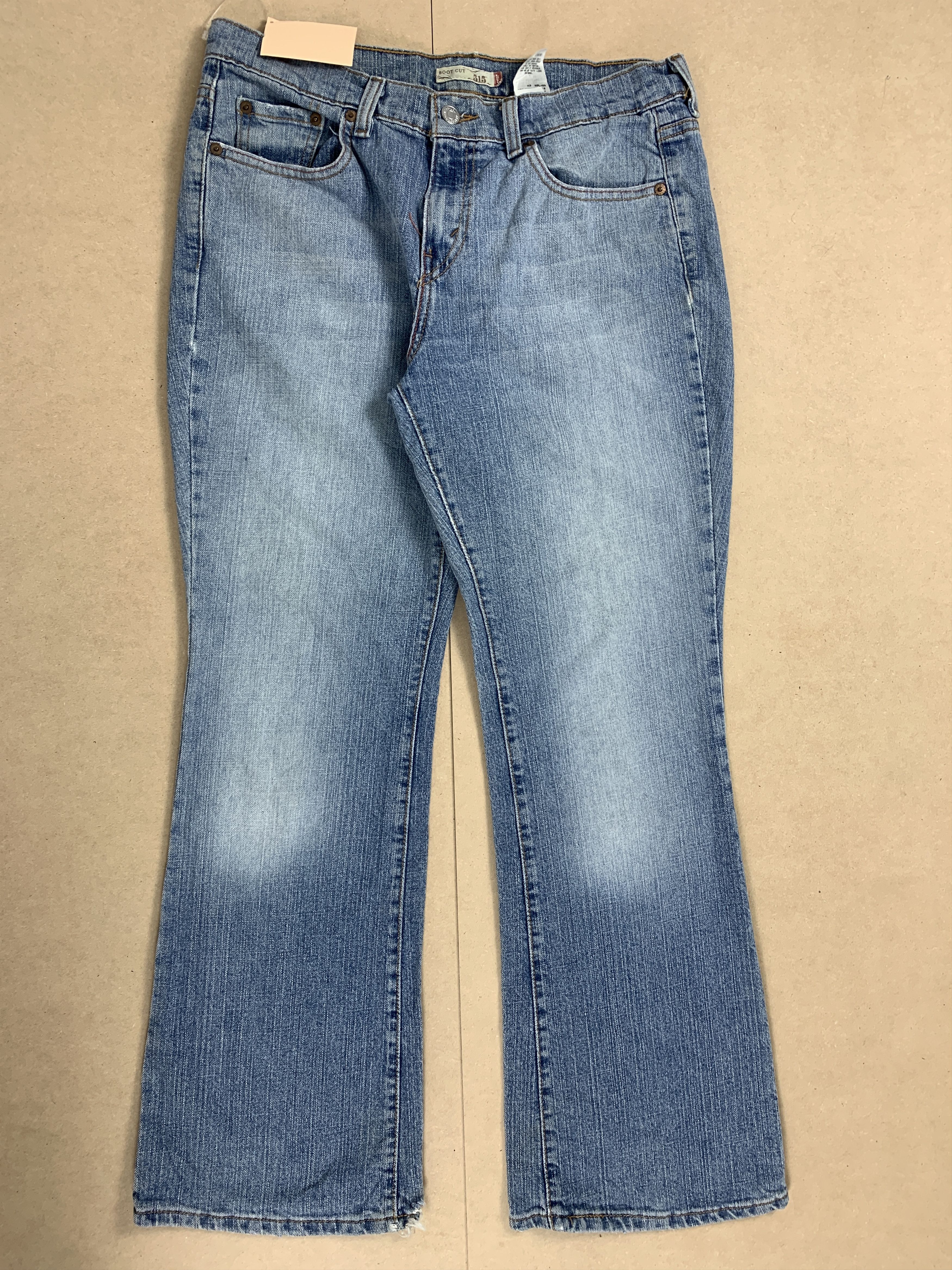 Levi's Vintage LEVI'S 515 Flared Bootcut Light Wash Jeans P0061 Size 32" / US 10 / IT 46 - 2 Thumbnail