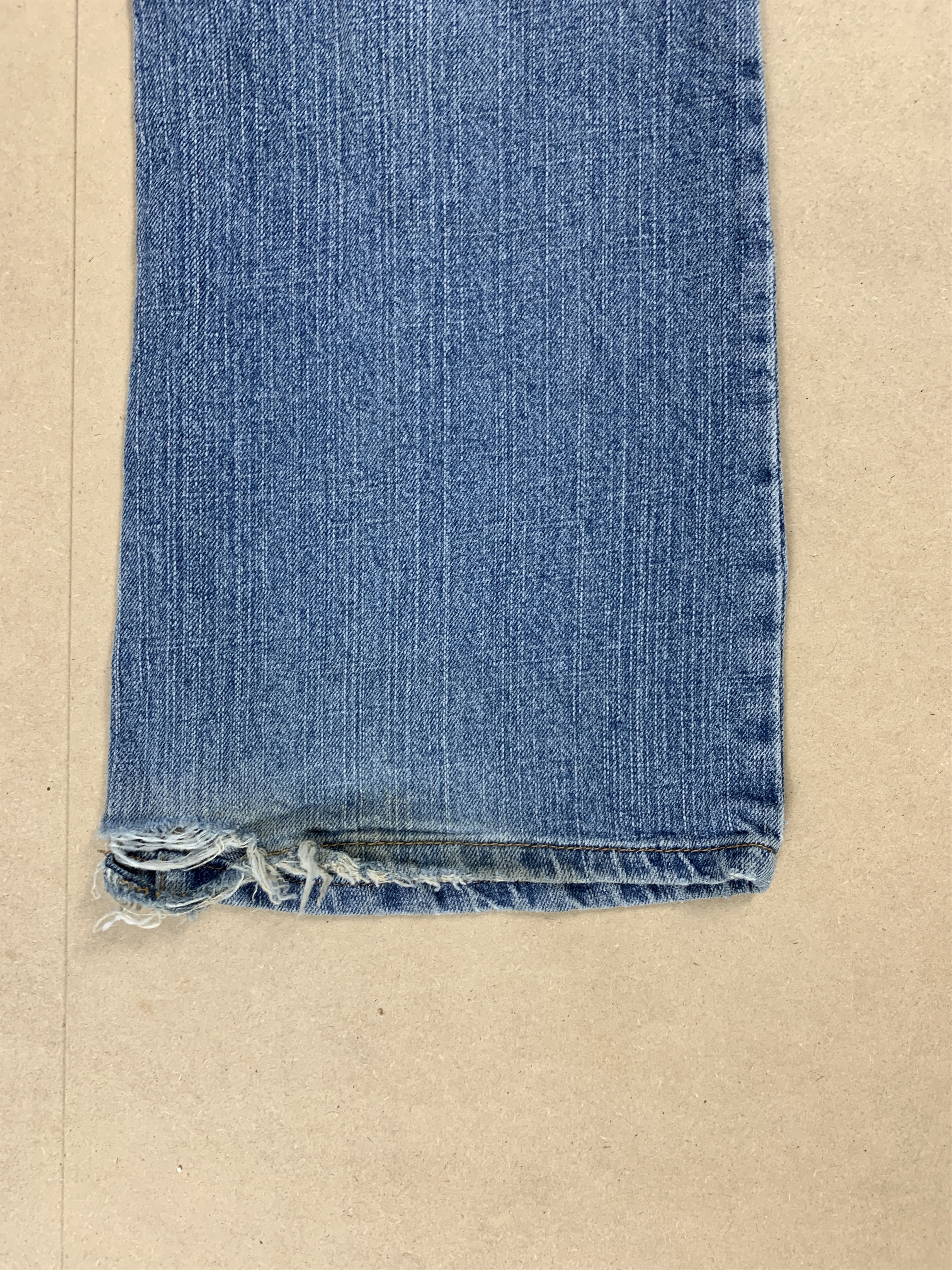Levi's Vintage LEVI'S 515 Flared Bootcut Light Wash Jeans P0061 Size 32" / US 10 / IT 46 - 8 Thumbnail