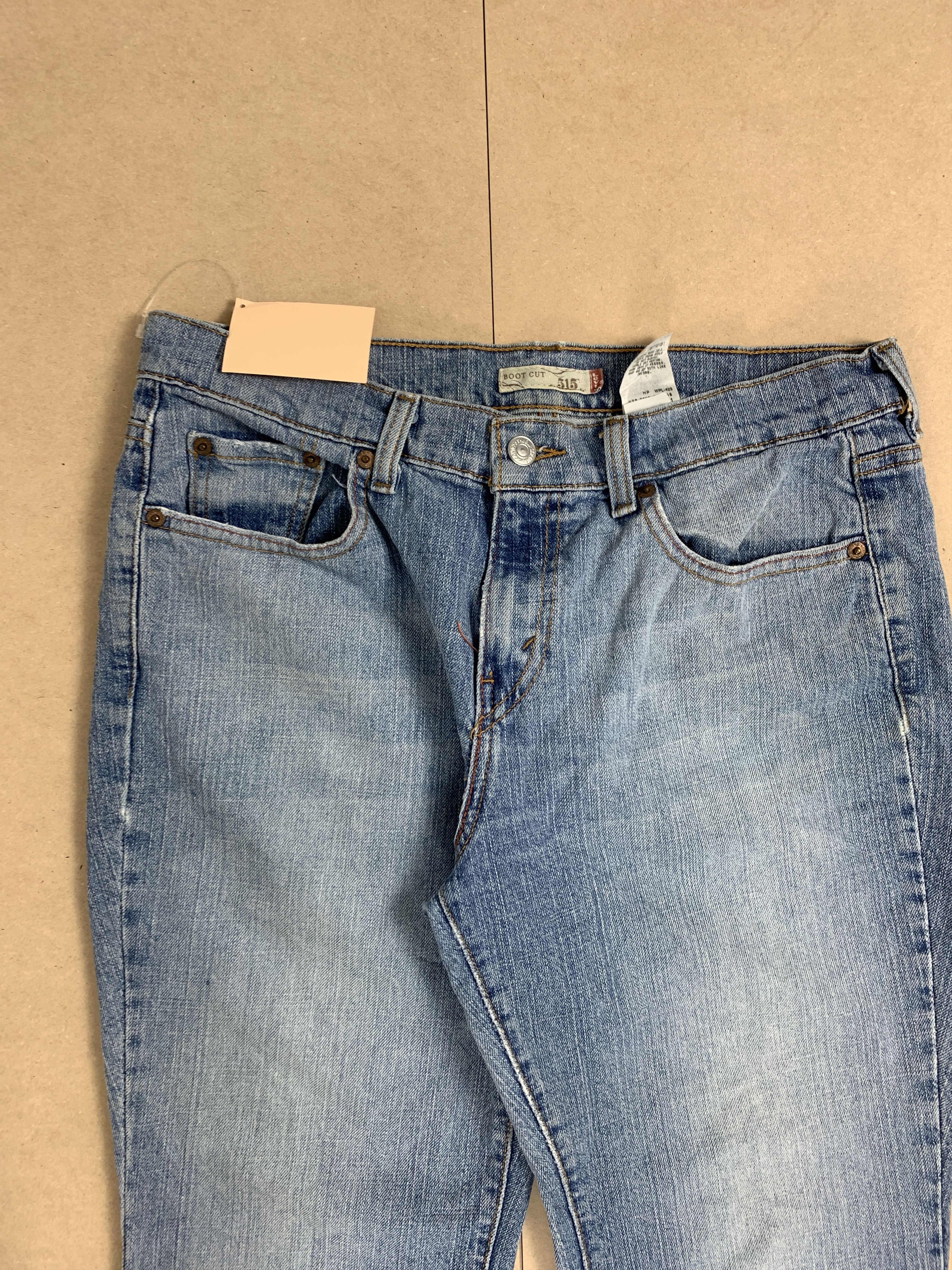 Levi's Vintage LEVI'S 515 Flared Bootcut Light Wash Jeans P0061 Size 32" / US 10 / IT 46 - 3 Thumbnail