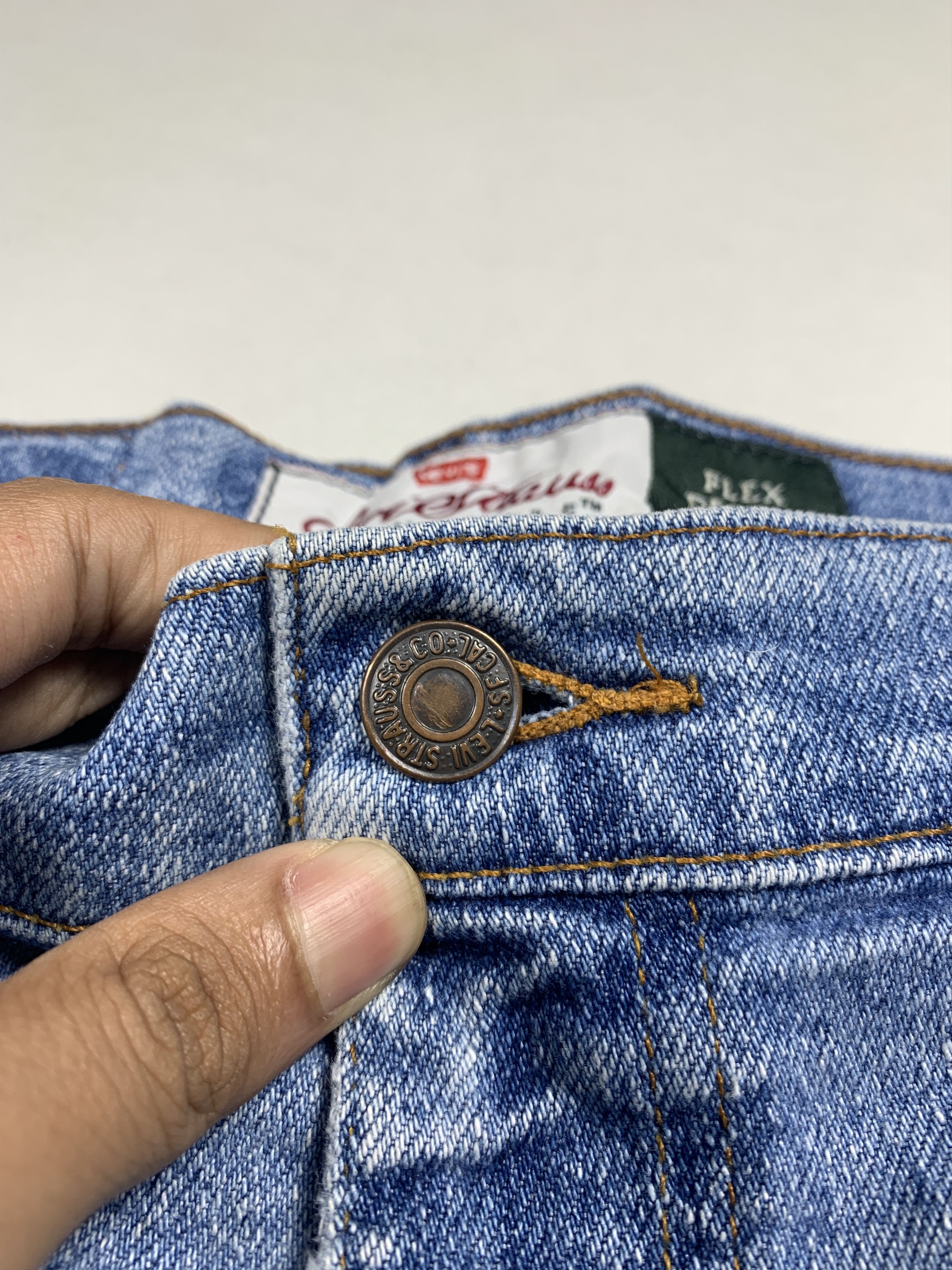 Levi's Vintage LEVI'S 540 Straight Cut Faded Mid wash Jeans Size US 38 / EU 54 - 6 Thumbnail