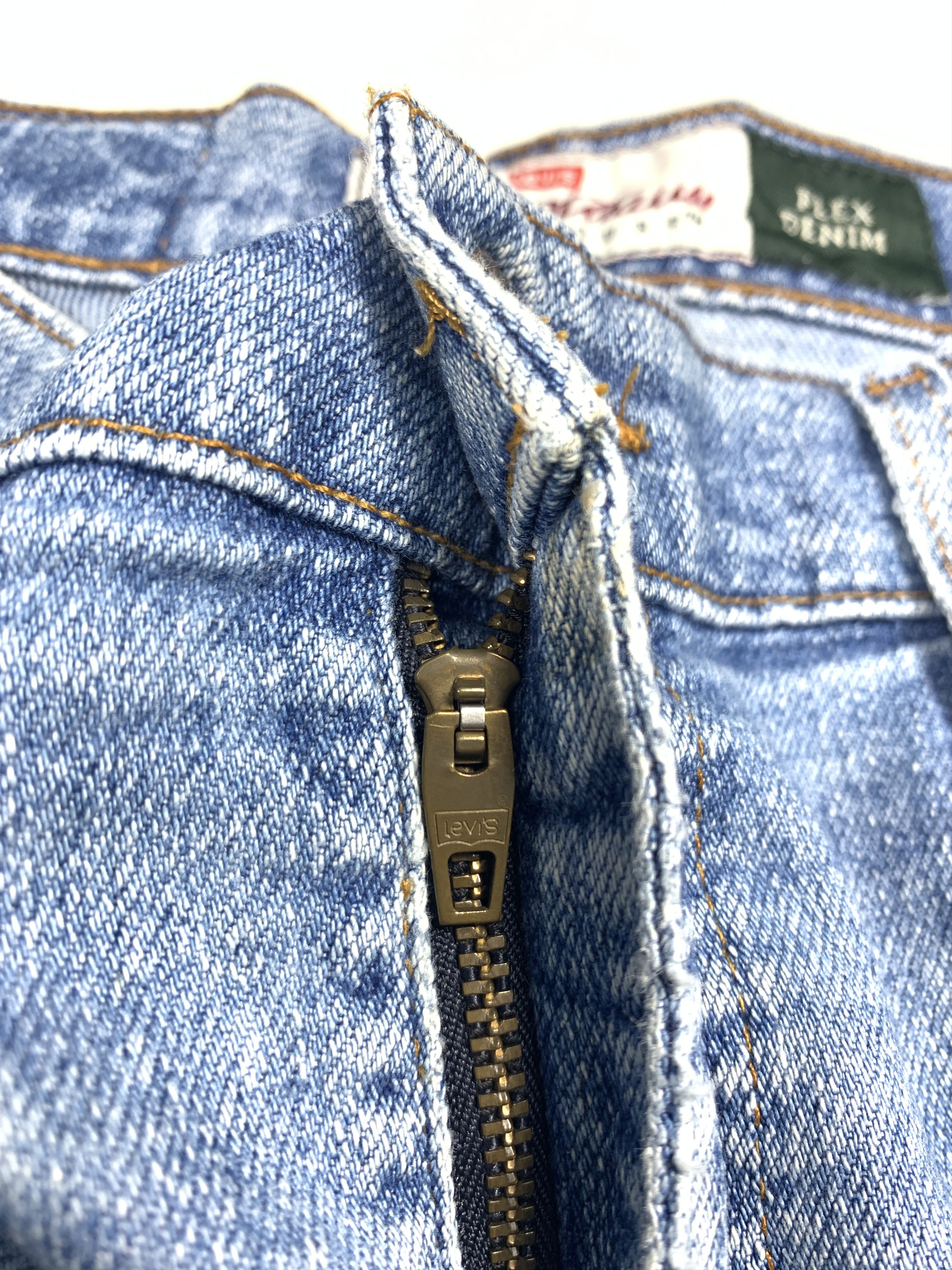 Levi's Vintage LEVI'S 540 Straight Cut Faded Mid wash Jeans Size US 38 / EU 54 - 7 Thumbnail