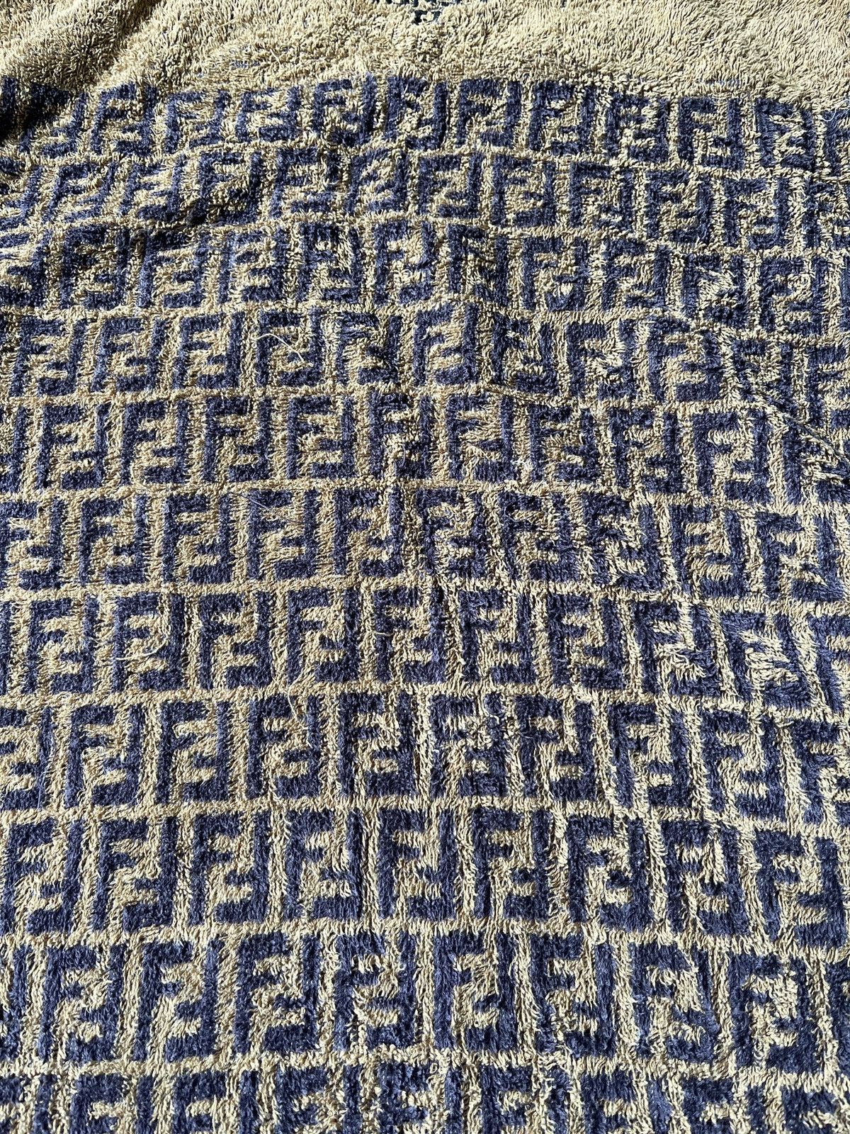Fendi × Vintage VINTAGE FENDI MONOGRAM BEACH TOWEL VERY RARE Size ONE SIZE - 7 Thumbnail