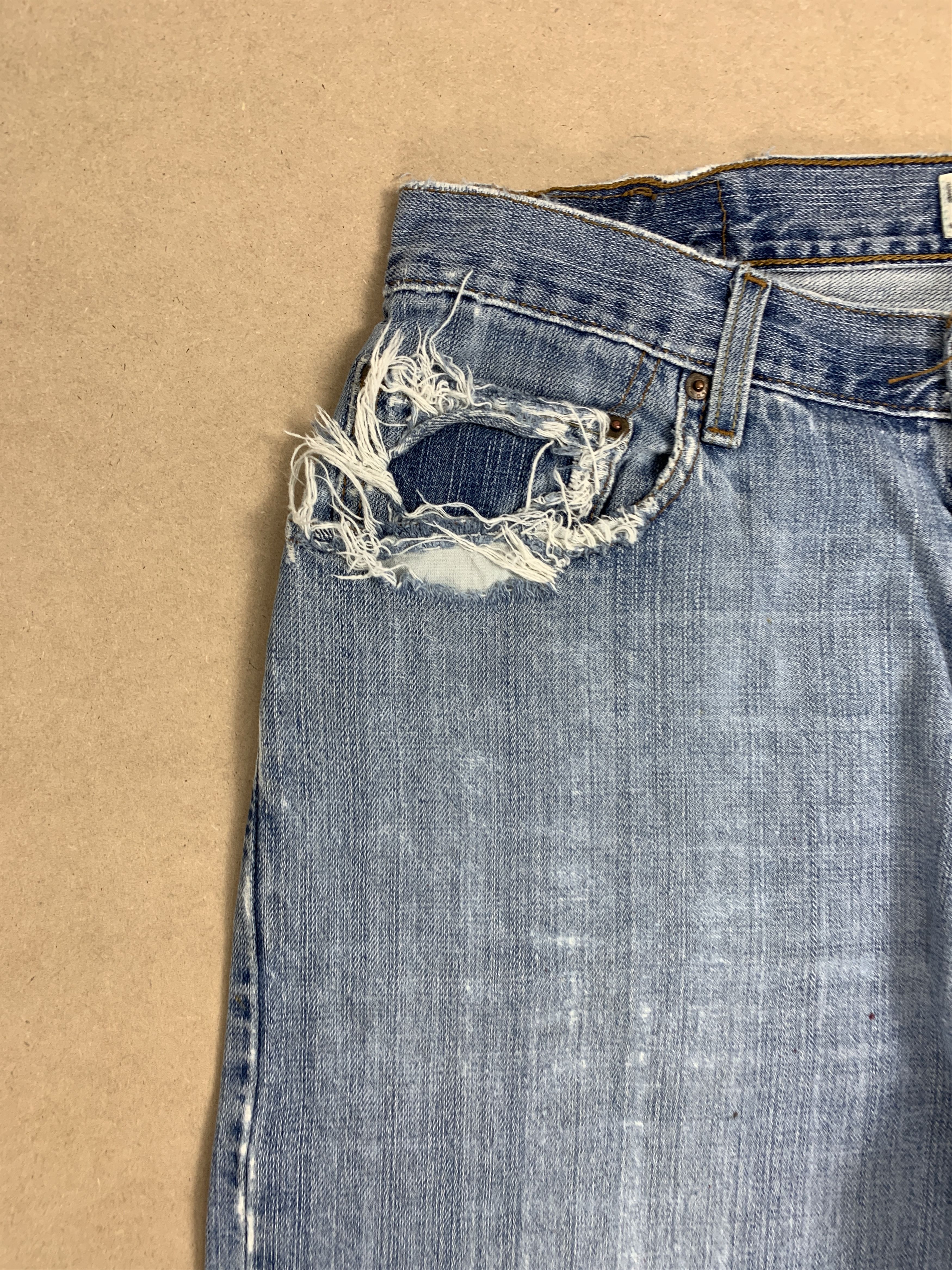Levi's Vintage Custom Levis 569 StraightCut Distressed Jeans Size US 34 / EU 50 - 3 Thumbnail