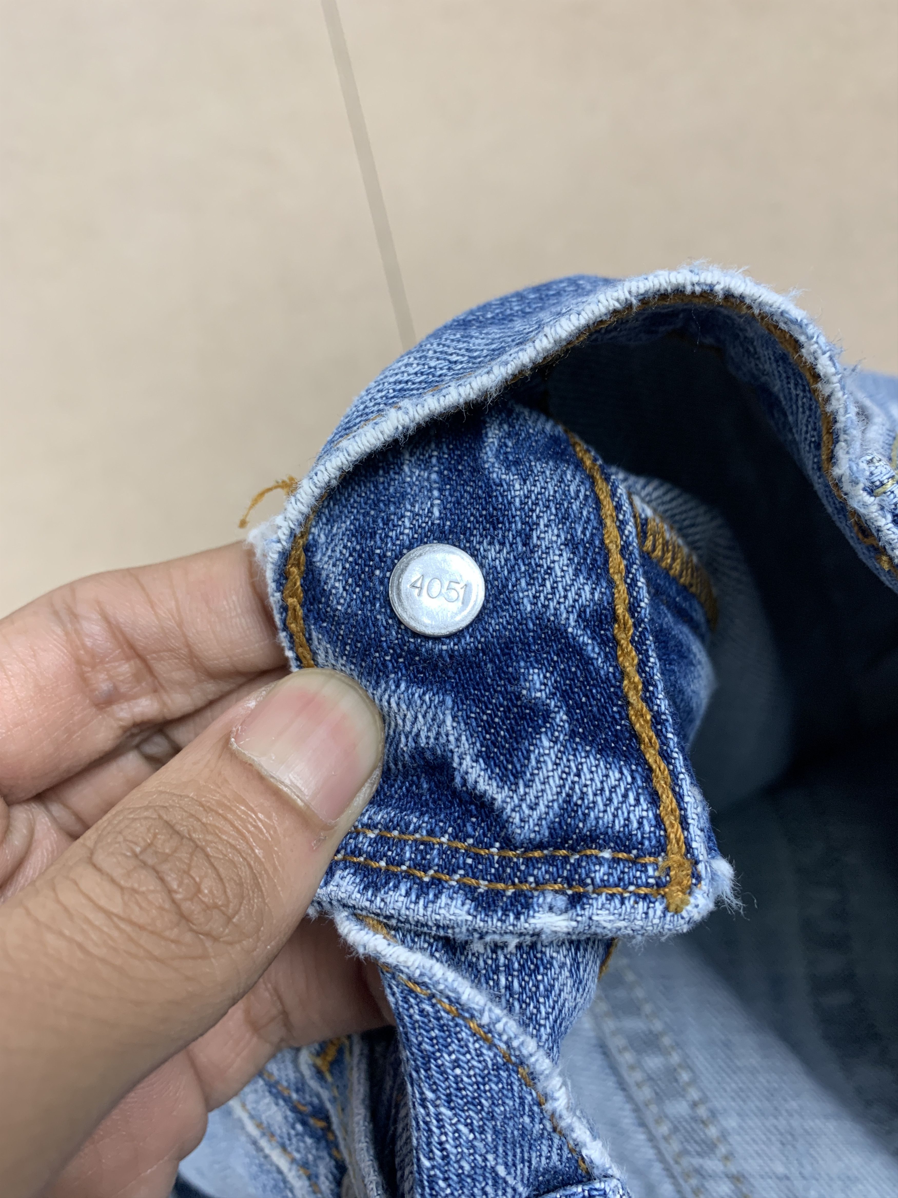 Levi's Vintage Custom Levis 569 StraightCut Distressed Jeans Size US 34 / EU 50 - 18 Thumbnail