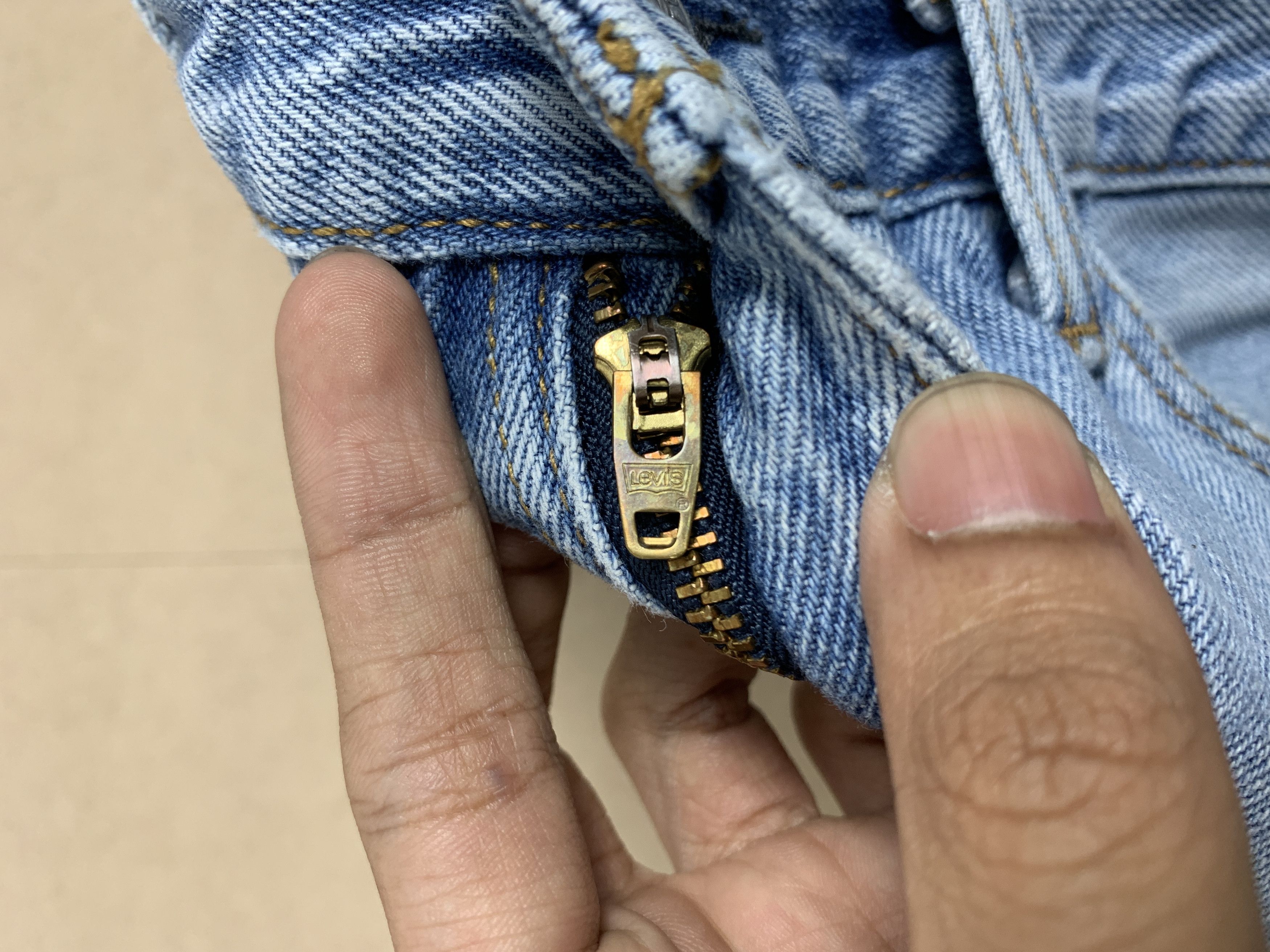 Levi's Vintage Levis 505 Straight Cut Distressed Jeans P0389 Size US 34 / EU 50 - 17 Thumbnail