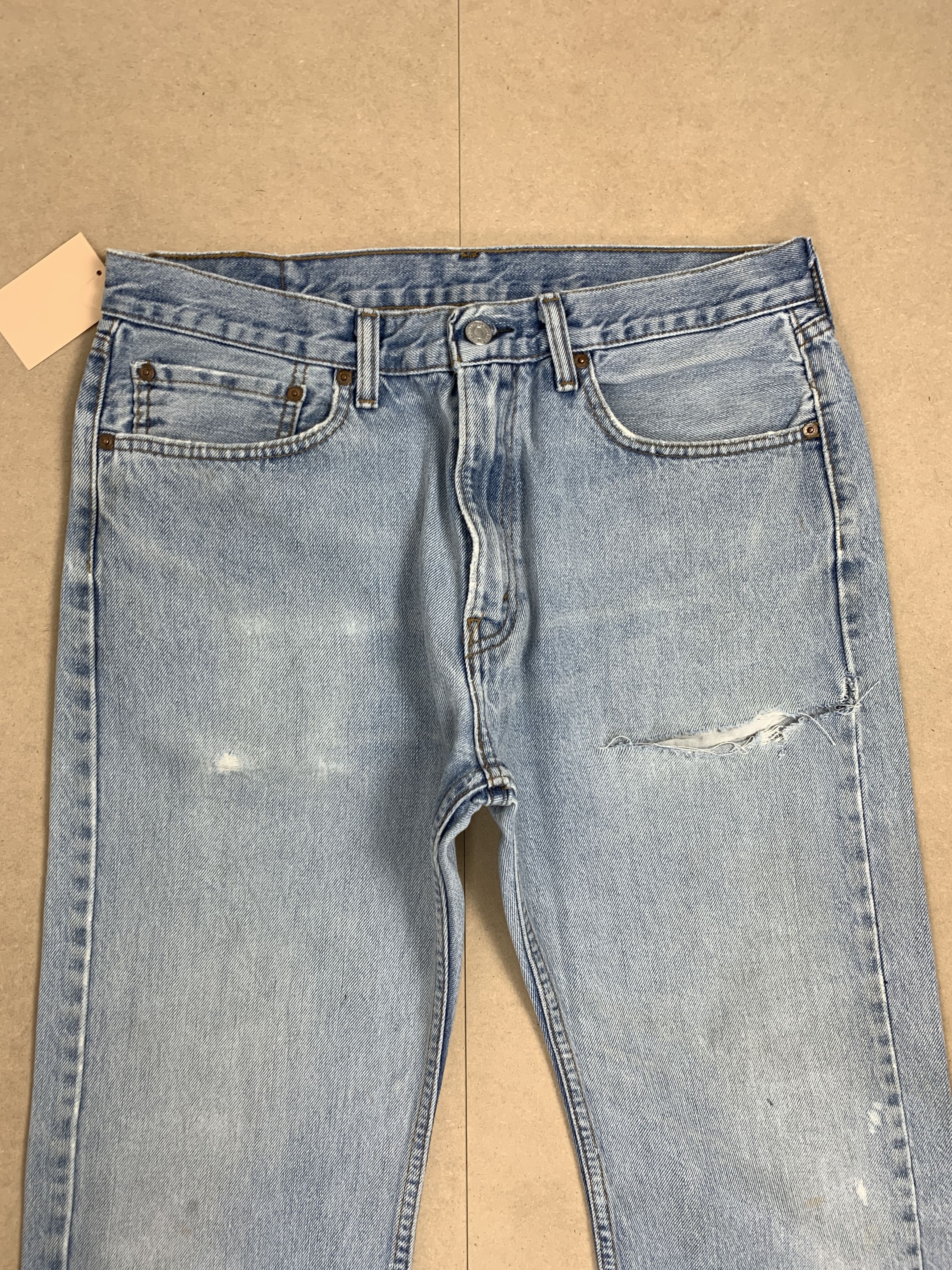 Levi's Vintage Levis 505 Straight Cut Distressed Jeans P0389 Size US 34 / EU 50 - 2 Thumbnail