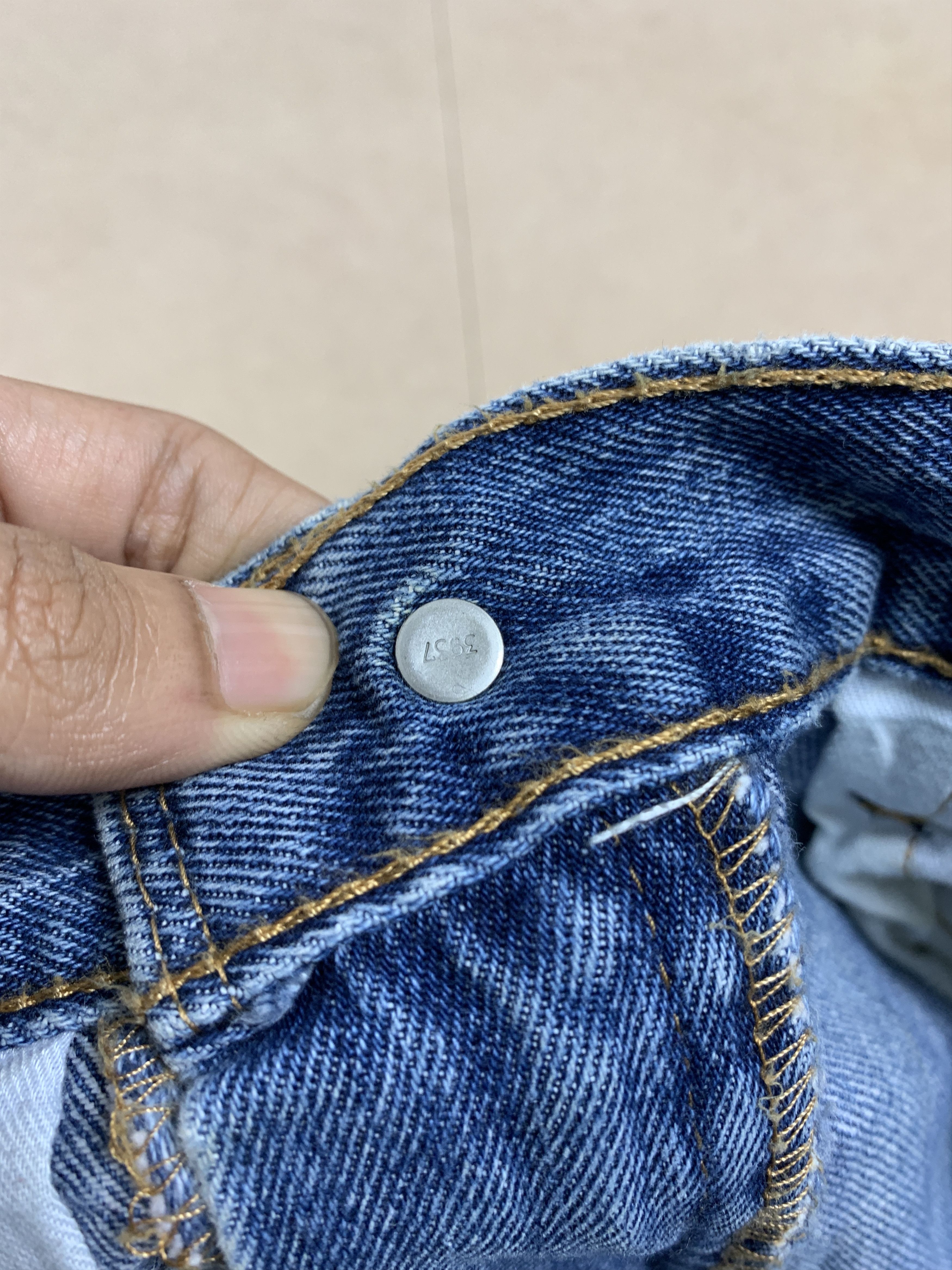Levi's × Vintage Vintage Levis 516 Straight Cut Mid Wash Jeans Size US 34 / EU 50 - 20 Thumbnail
