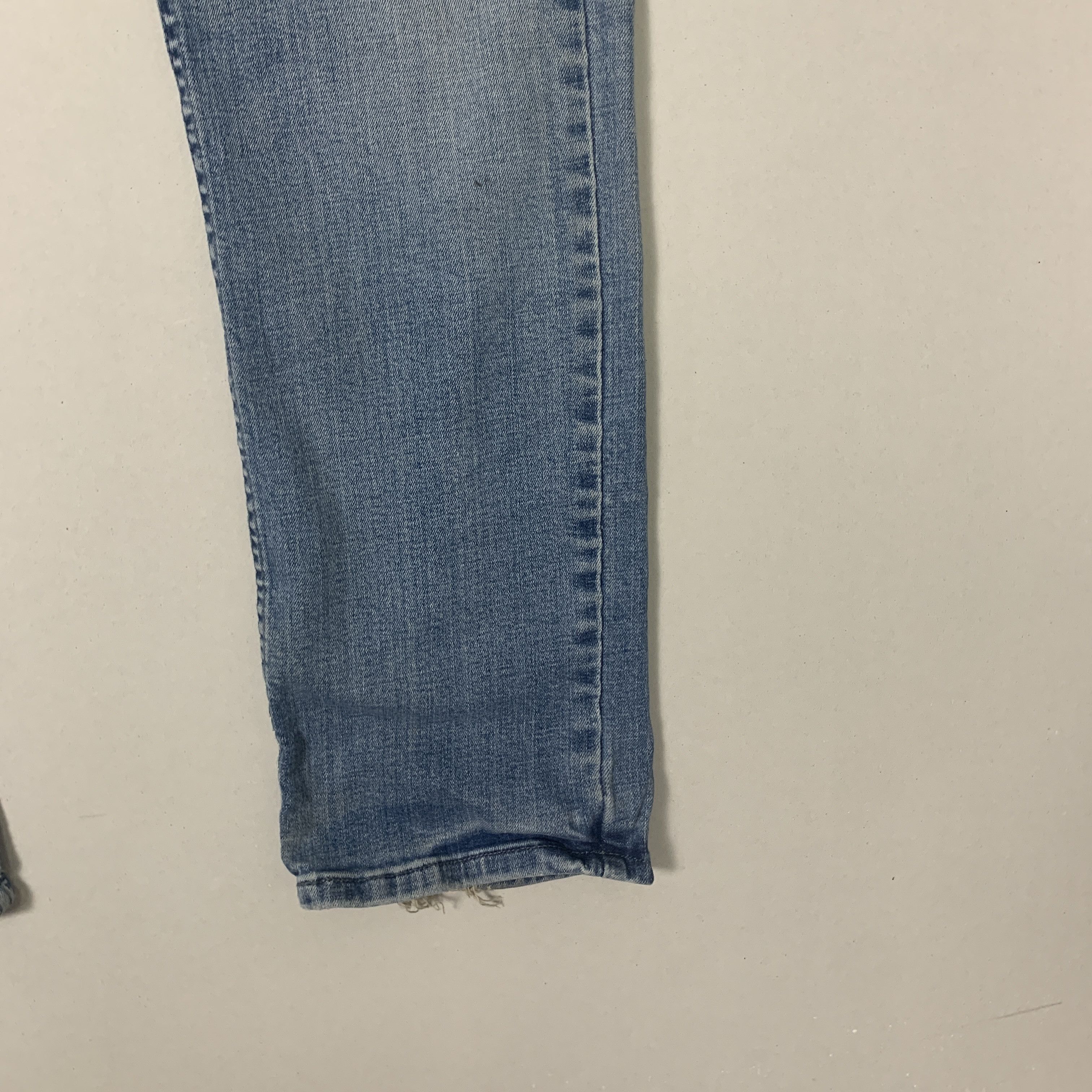 Levi's × Vintage Vintage LEVI'S 514 Distressed Faded Mid Wash Jeans Size US 36 / EU 52 - 4 Thumbnail