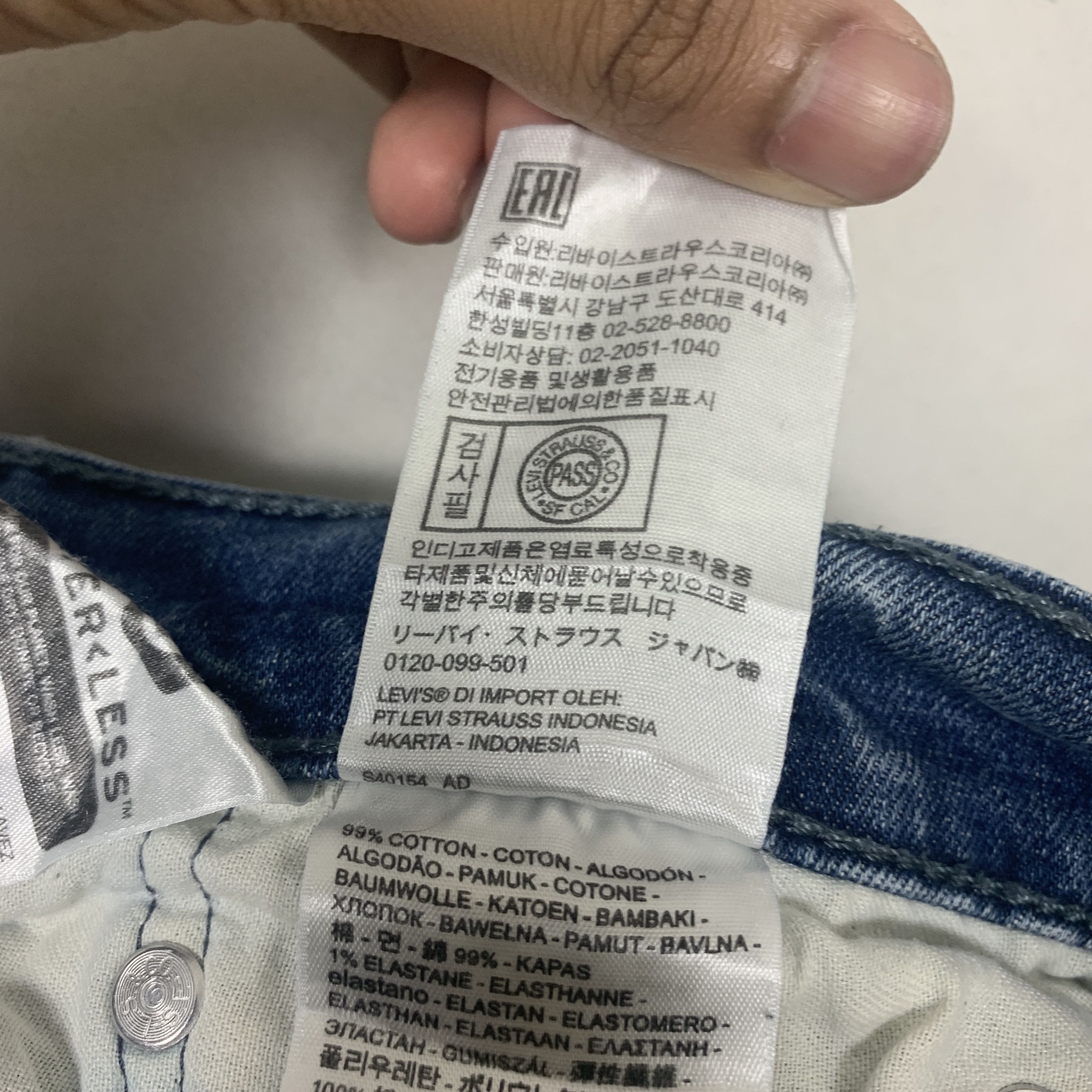Levi's × Vintage Vintage LEVI'S 514 Distressed Faded Mid Wash Jeans Size US 36 / EU 52 - 8 Thumbnail