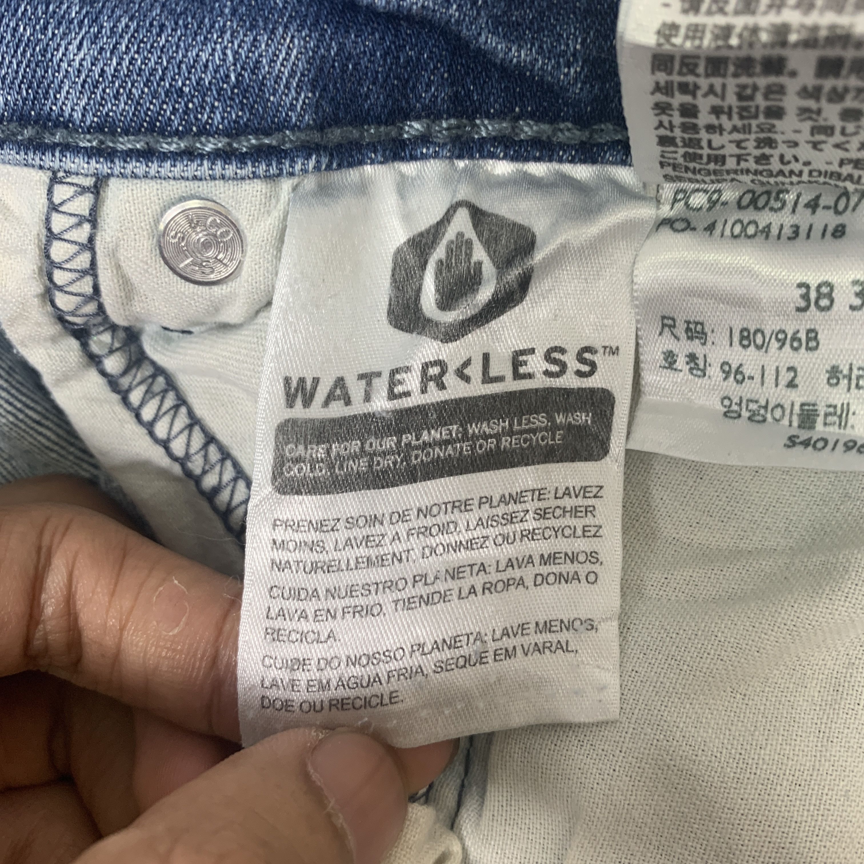 Levi's × Vintage Vintage LEVI'S 514 Distressed Faded Mid Wash Jeans Size US 36 / EU 52 - 13 Thumbnail