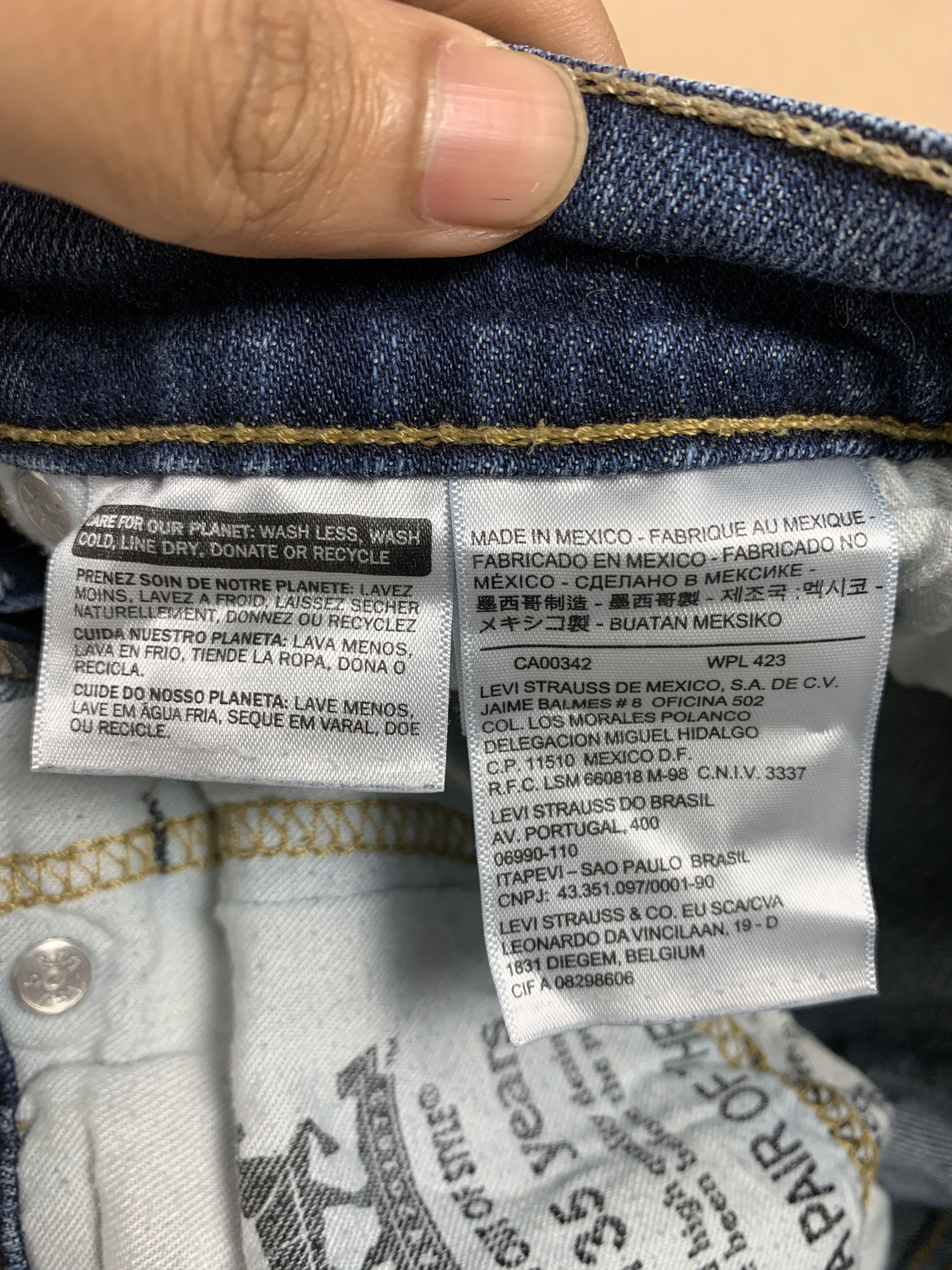 Levi's × Vintage Vintage Levi's 513 Straight Cut Faded Medium Wash Blue Jeans Size US 30 / EU 46 - 13 Thumbnail