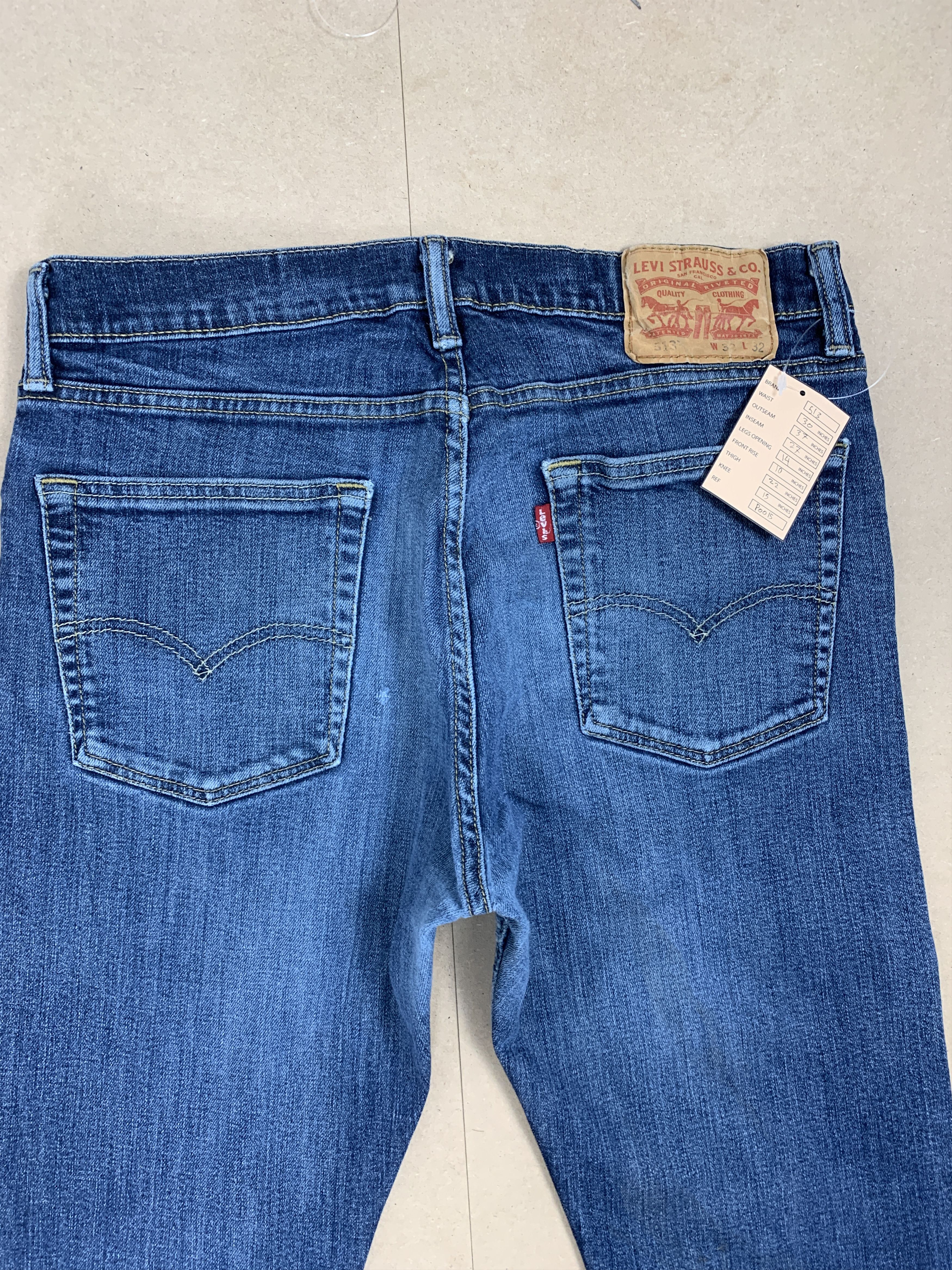 Levi's × Vintage Vintage Levi's 513 Straight Cut Faded Medium Wash Blue Jeans Size US 30 / EU 46 - 9 Thumbnail
