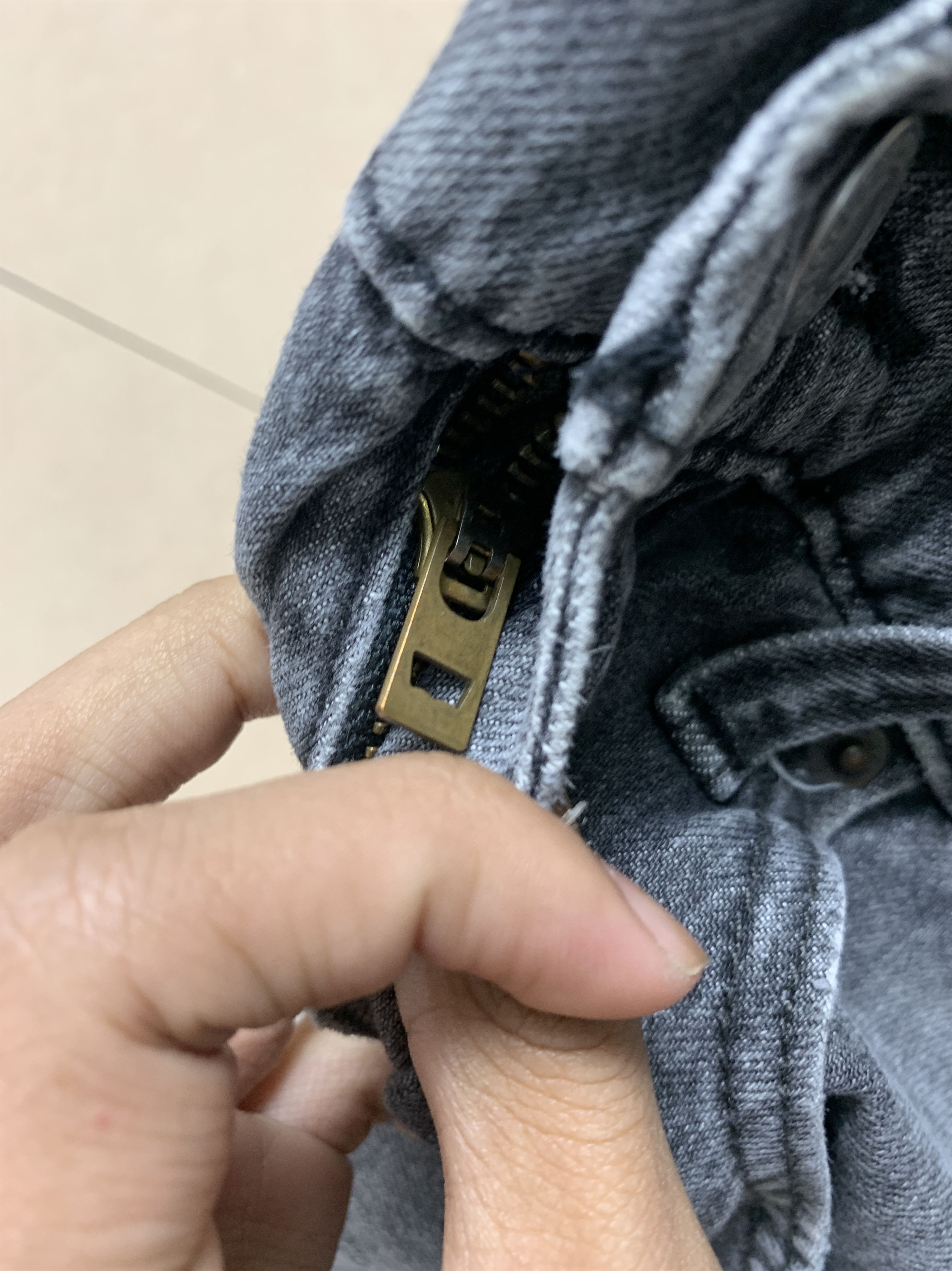 Levi's × Vintage Vintage levi's 507 Faded Ligtwash Black Jeans P0105 Size US 32 / EU 48 - 17 Thumbnail