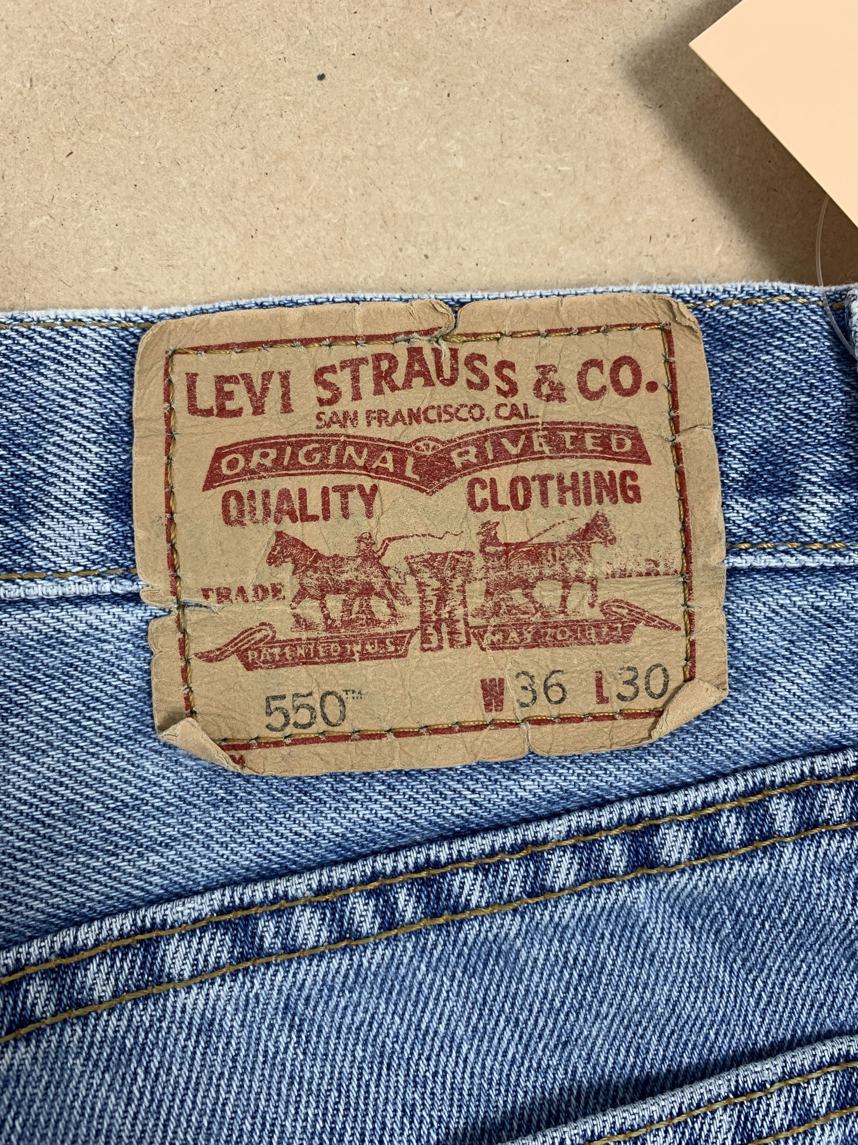Levi's Vintage LEVI'S 550 Straight Cut Mid Wash Faded Distressed Size US 34 / EU 50 - 10 Thumbnail