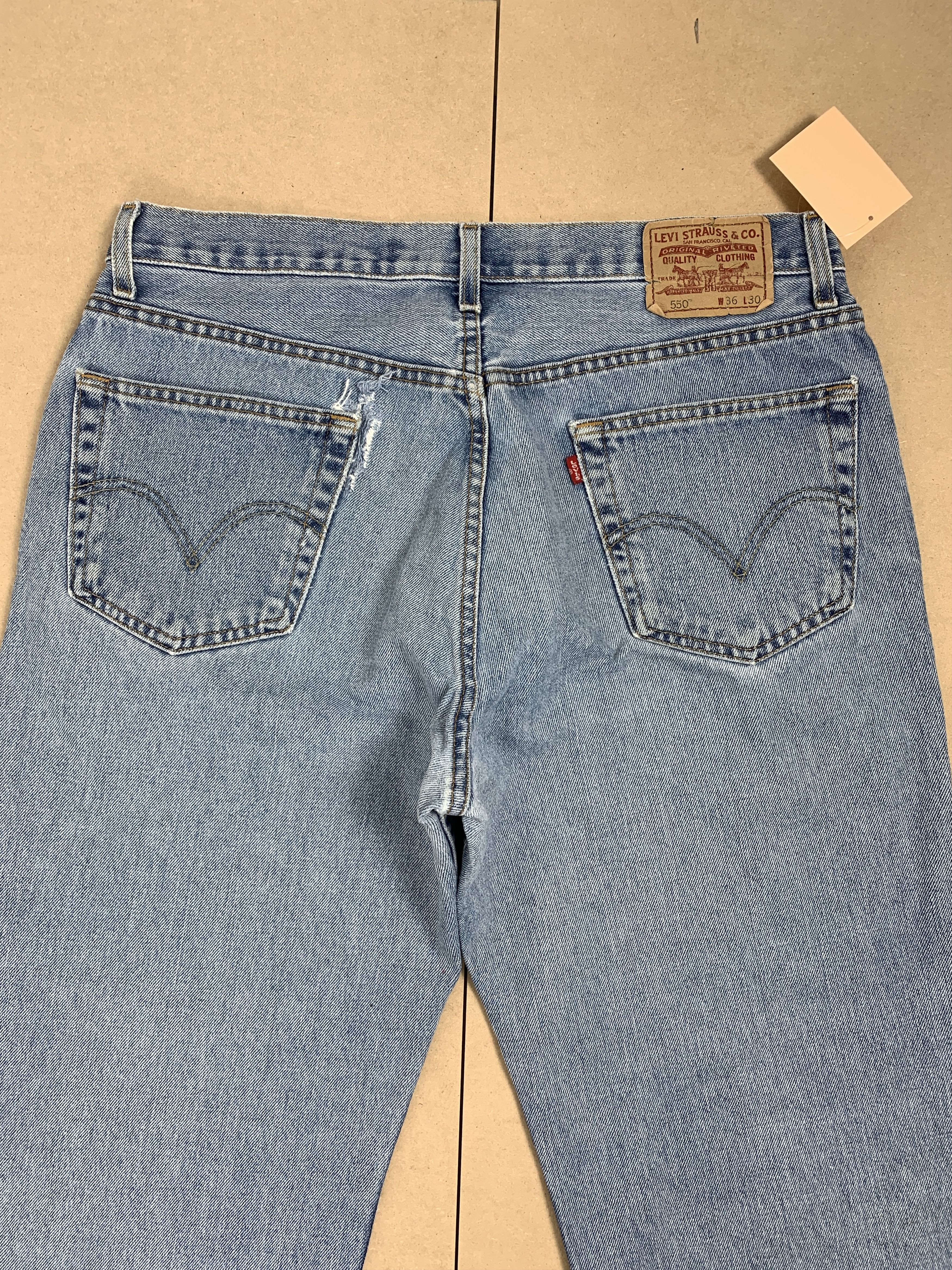 Levi's Vintage LEVI'S 550 Straight Cut Mid Wash Faded Distressed Size US 34 / EU 50 - 8 Thumbnail