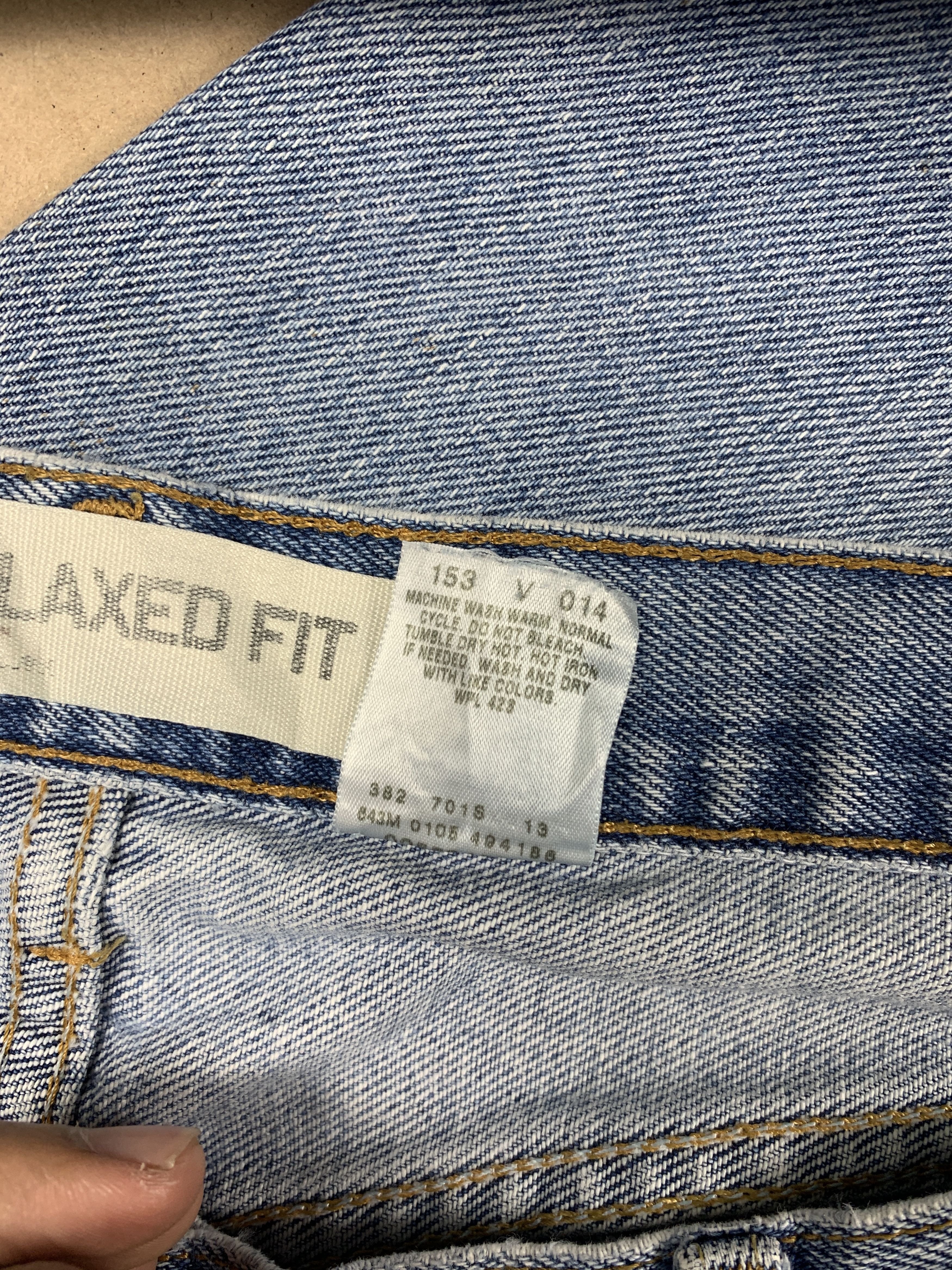 Levi's Vintage LEVI'S 550 Straight Cut Mid Wash Faded Distressed Size US 34 / EU 50 - 15 Thumbnail