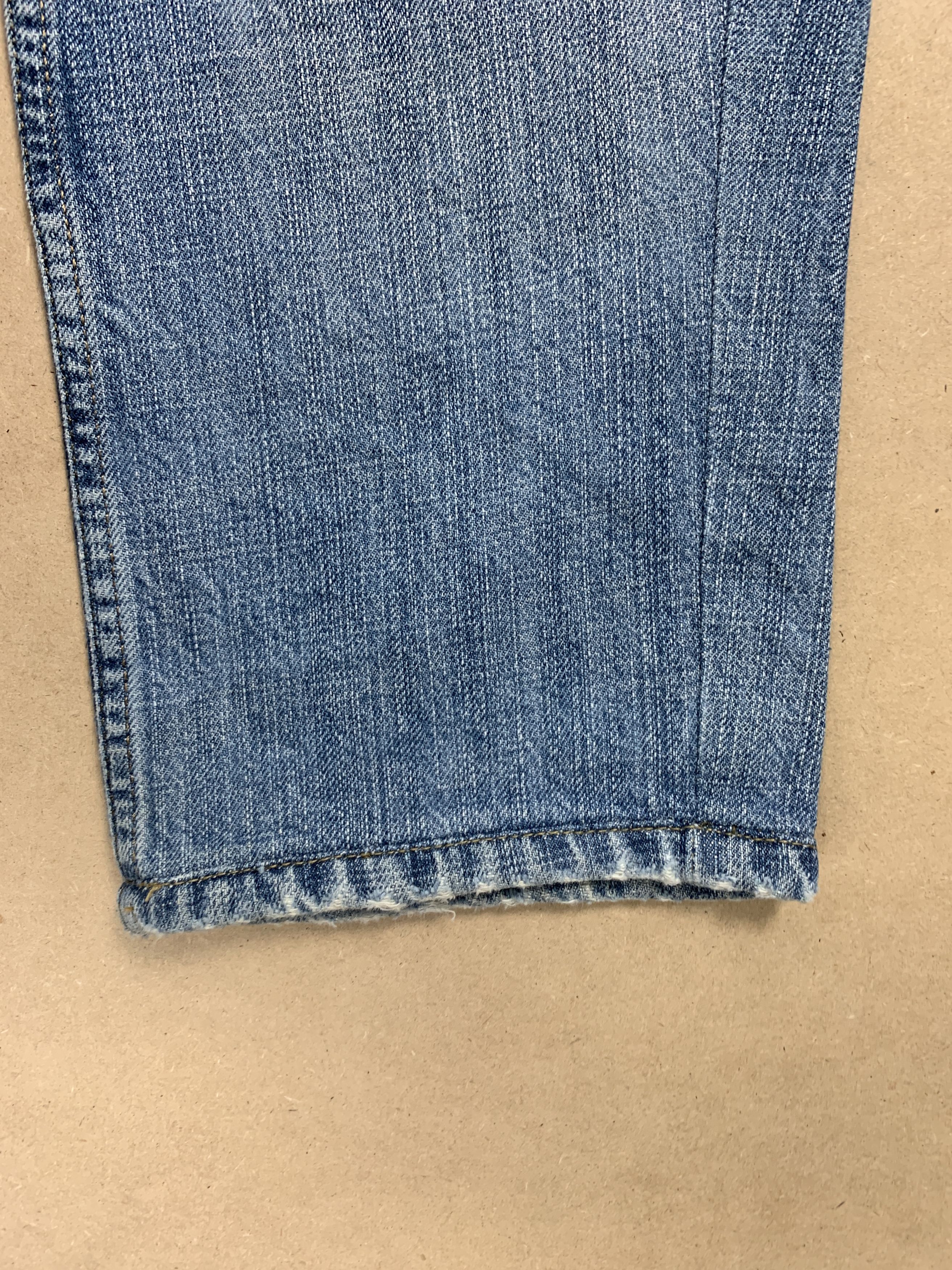 Levi's Vintage Levis 559 Distressed Straight Cut Mid Wash Jeans Size US 34 / EU 50 - 3 Thumbnail