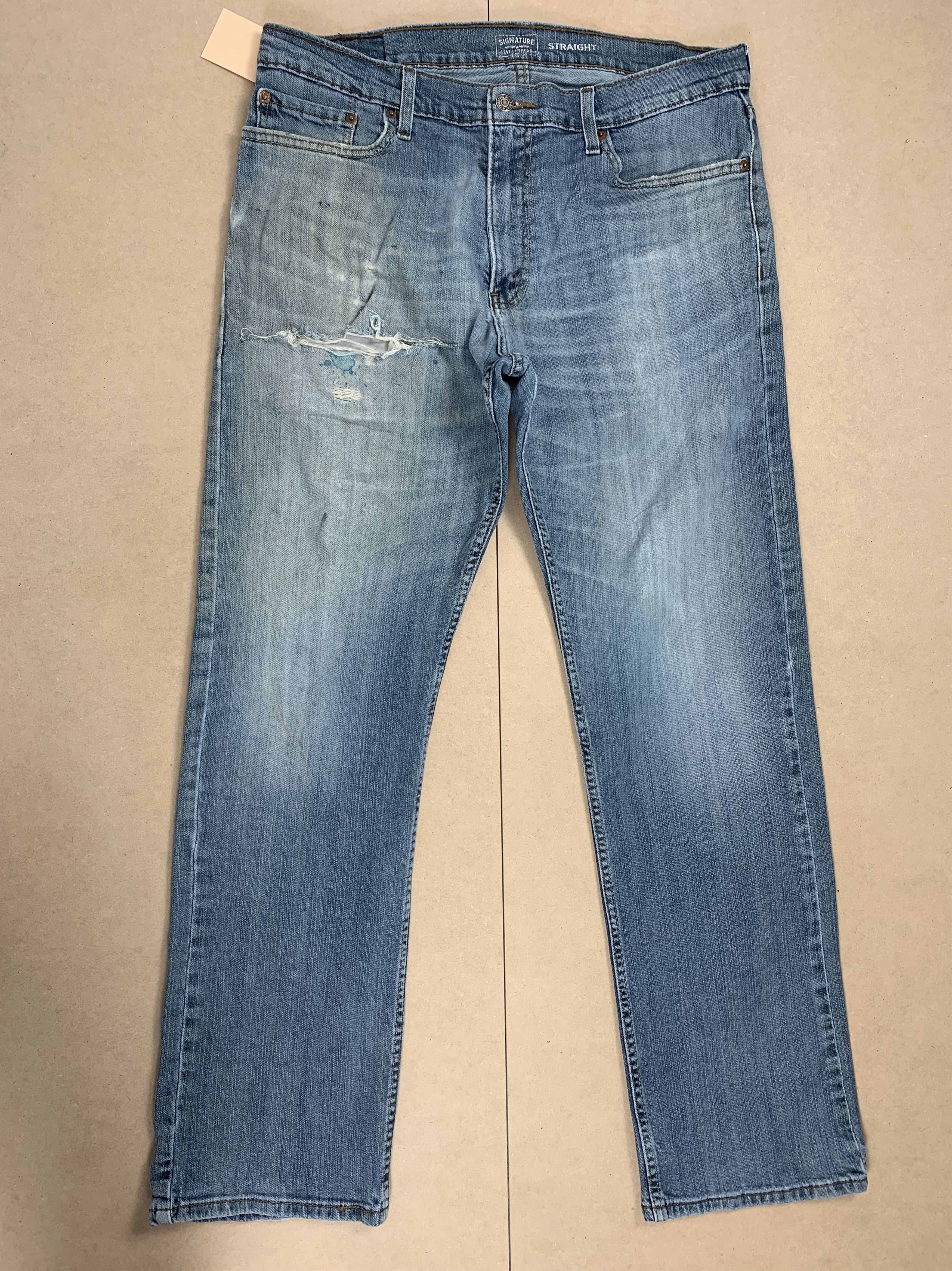 Levi's × Vintage Vintage Levis Straight Cut Distressed Faded Mid Wash Jeans Size US 37 - 1 Thumbnail