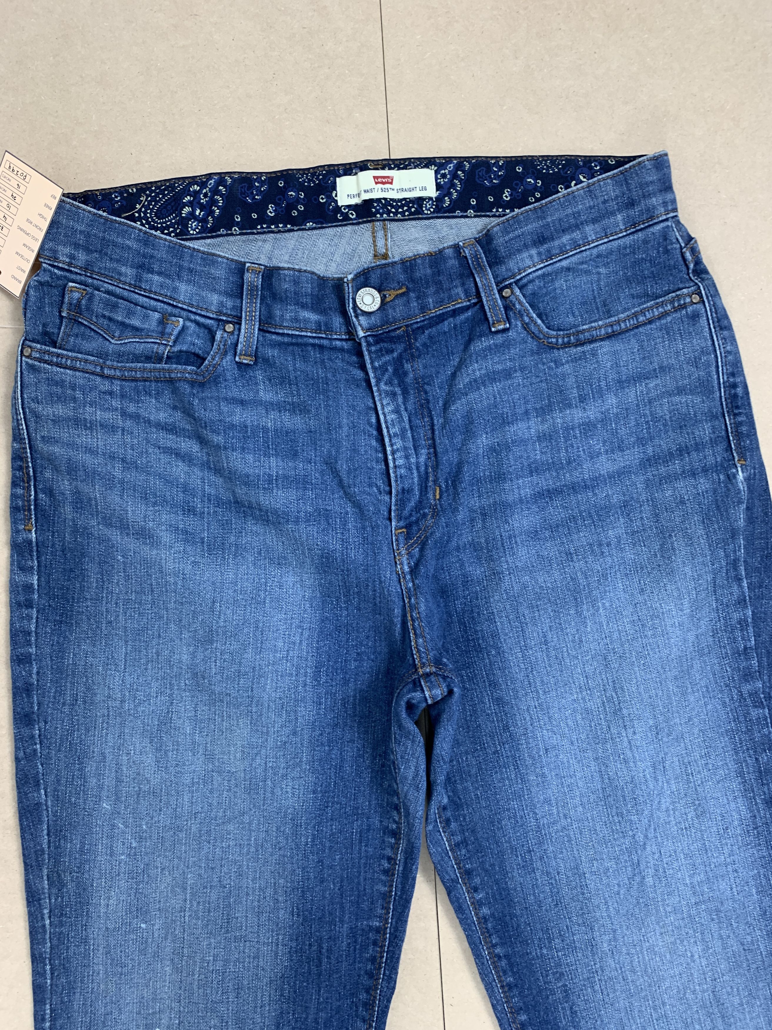 Levi's Vintage Levis 525 Straight Cut Distressed Faded Blue Jeans Size 32" / US 10 / IT 46 - 2 Thumbnail