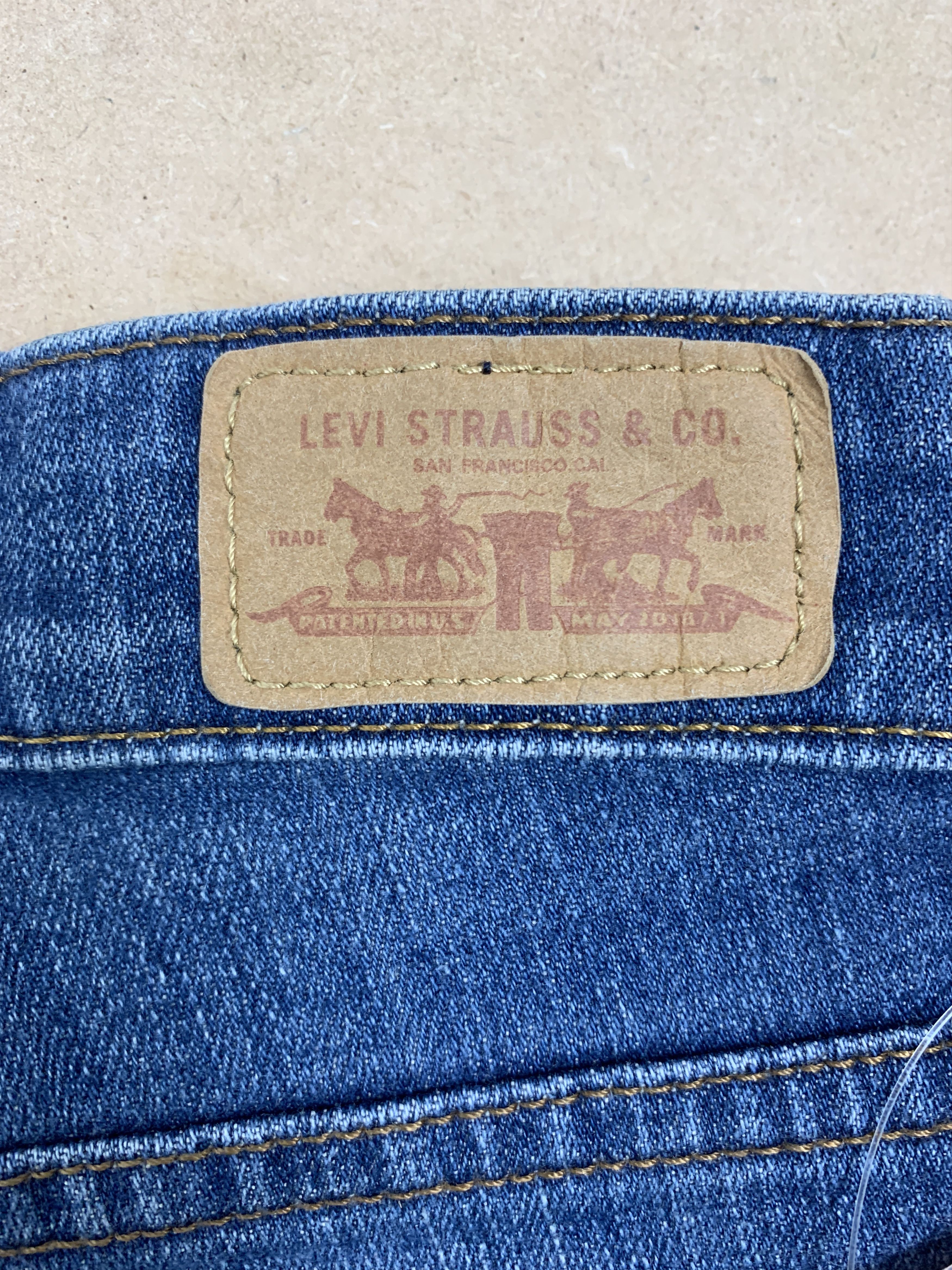 Levi's Vintage Levis 525 Straight Cut Distressed Faded Blue Jeans Size 32" / US 10 / IT 46 - 10 Thumbnail