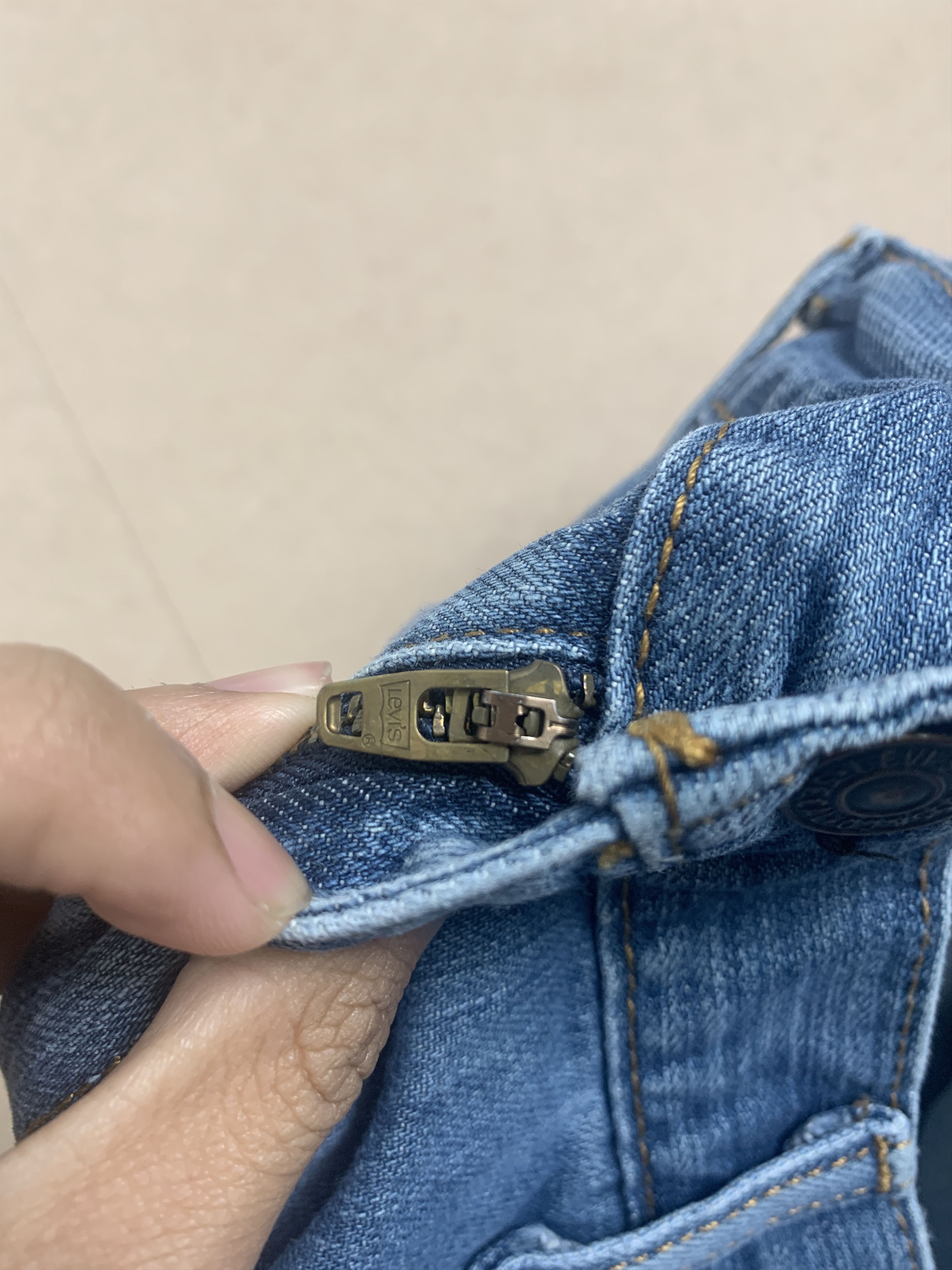Levi's × Vintage Vintage Levis 559 Straight Cut Faded Blue Jeans Size US 42 / EU 58 - 19 Thumbnail