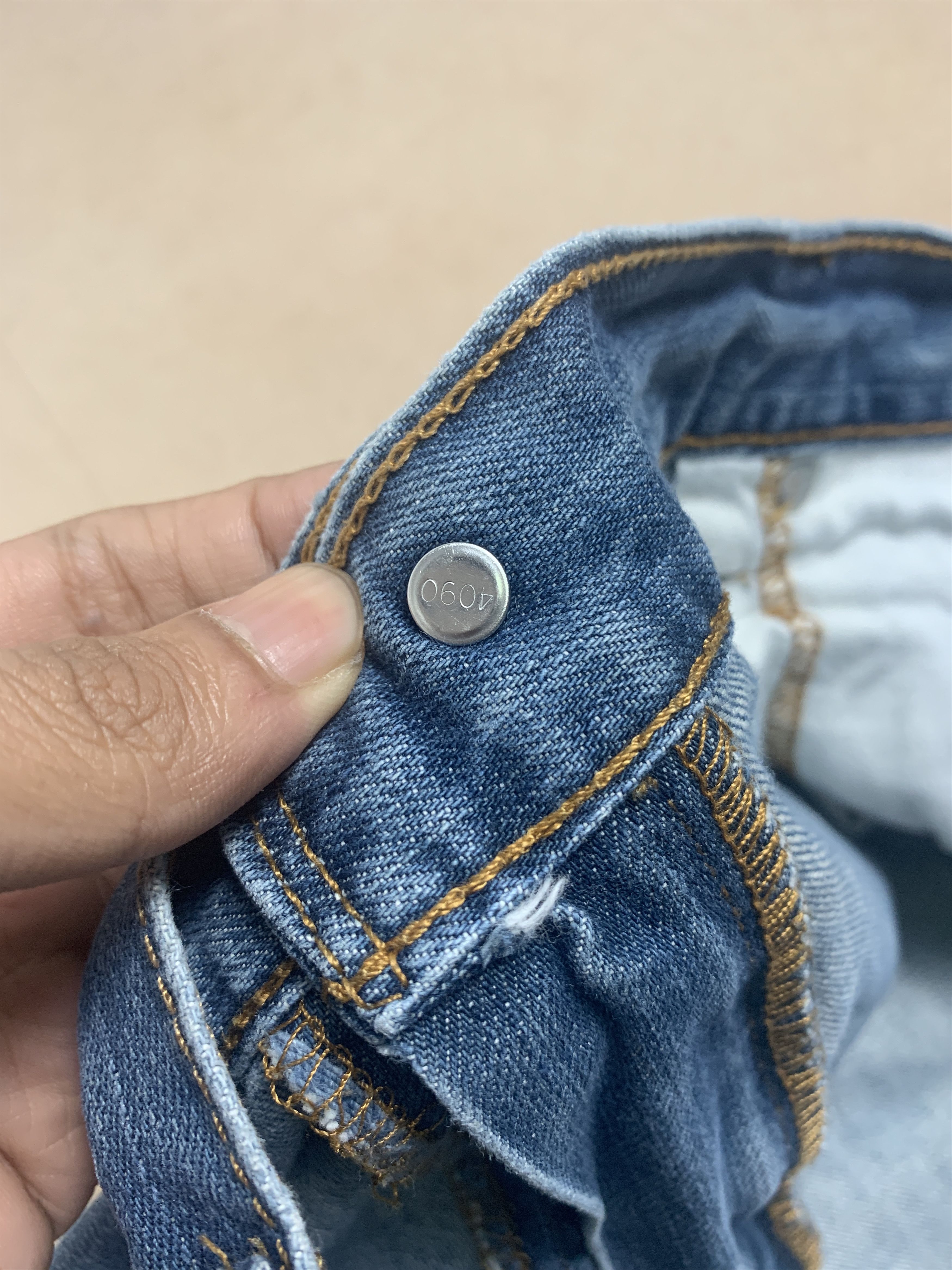 Levi's × Vintage Vintage Levis 559 Straight Cut Faded Blue Jeans Size US 42 / EU 58 - 17 Thumbnail