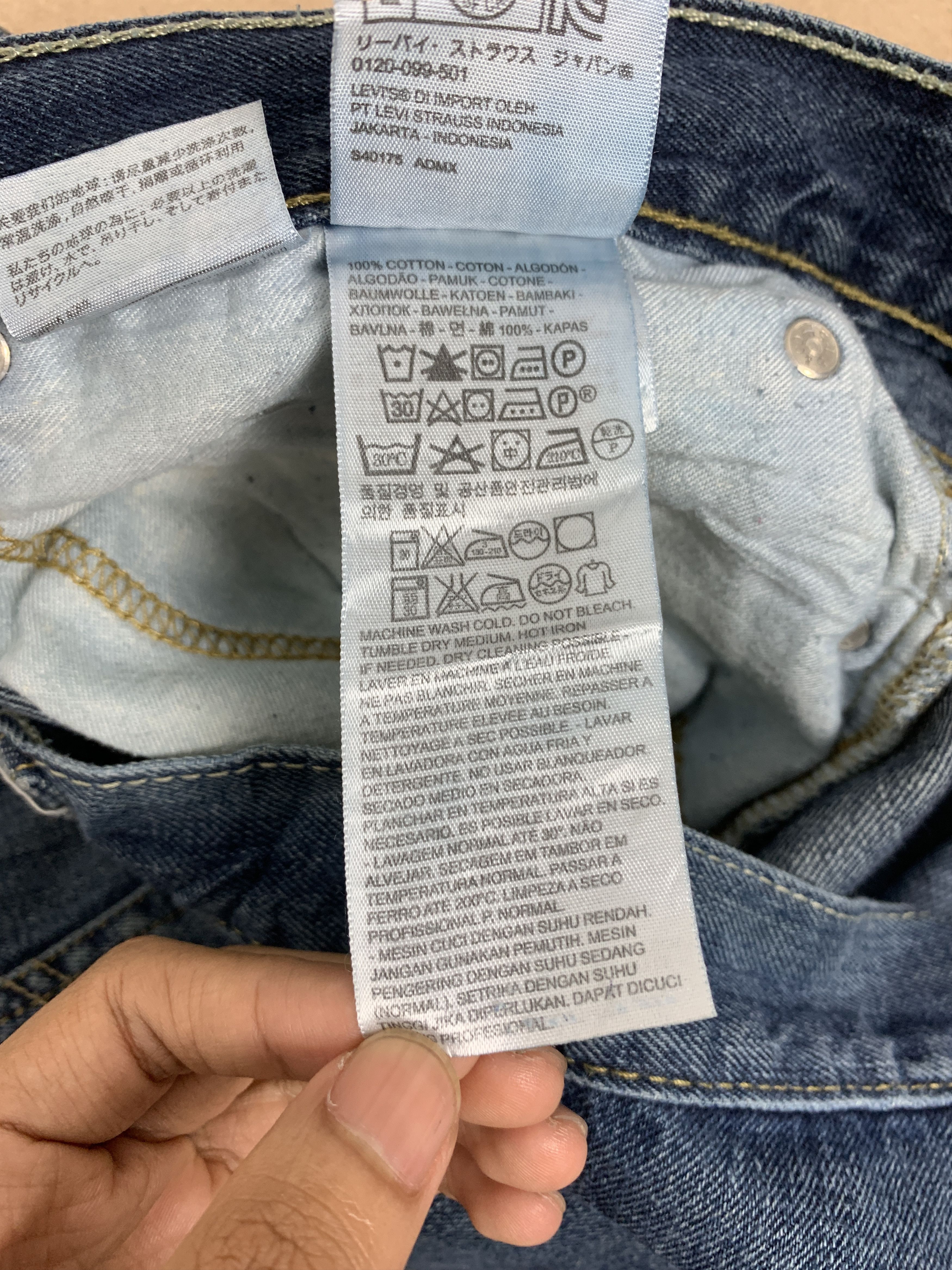 Levi's Vintage Levis 550 Faded Painter Jeans Size US 34 / EU 50 - 12 Thumbnail