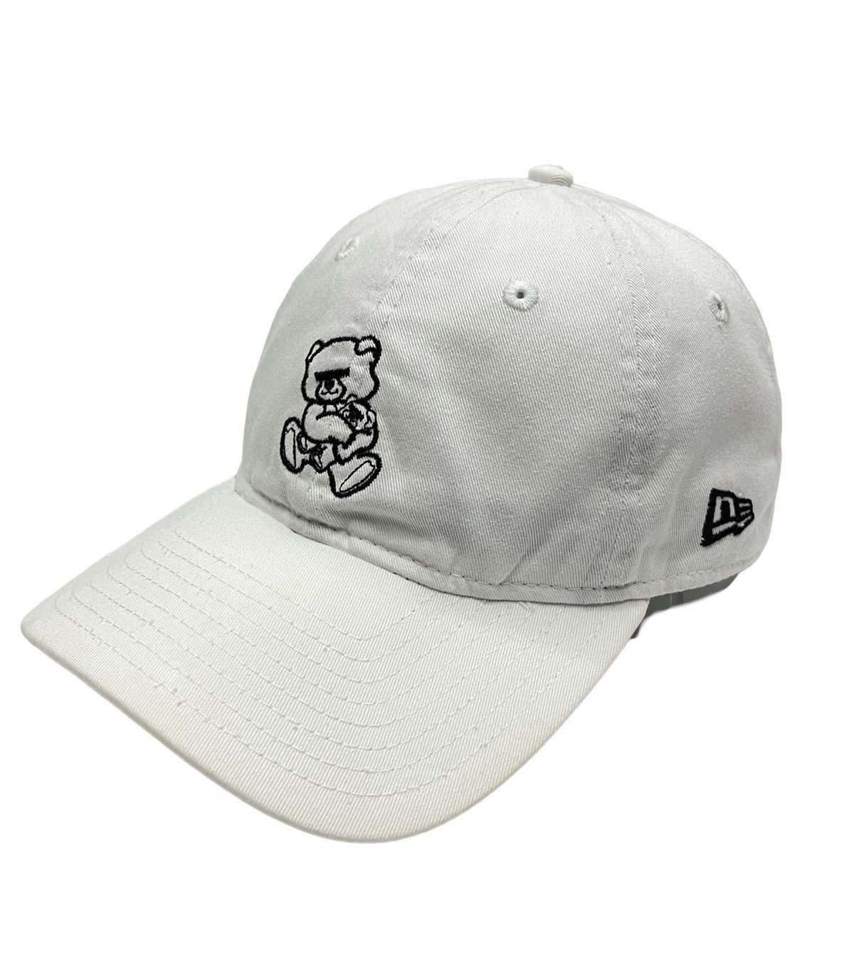 Jun Takahashi 🔥FYE🔥UNDERCOVER JUN TAKAHASHI x NEW ERA Bear Bear Hat Size ONE SIZE - 4 Thumbnail