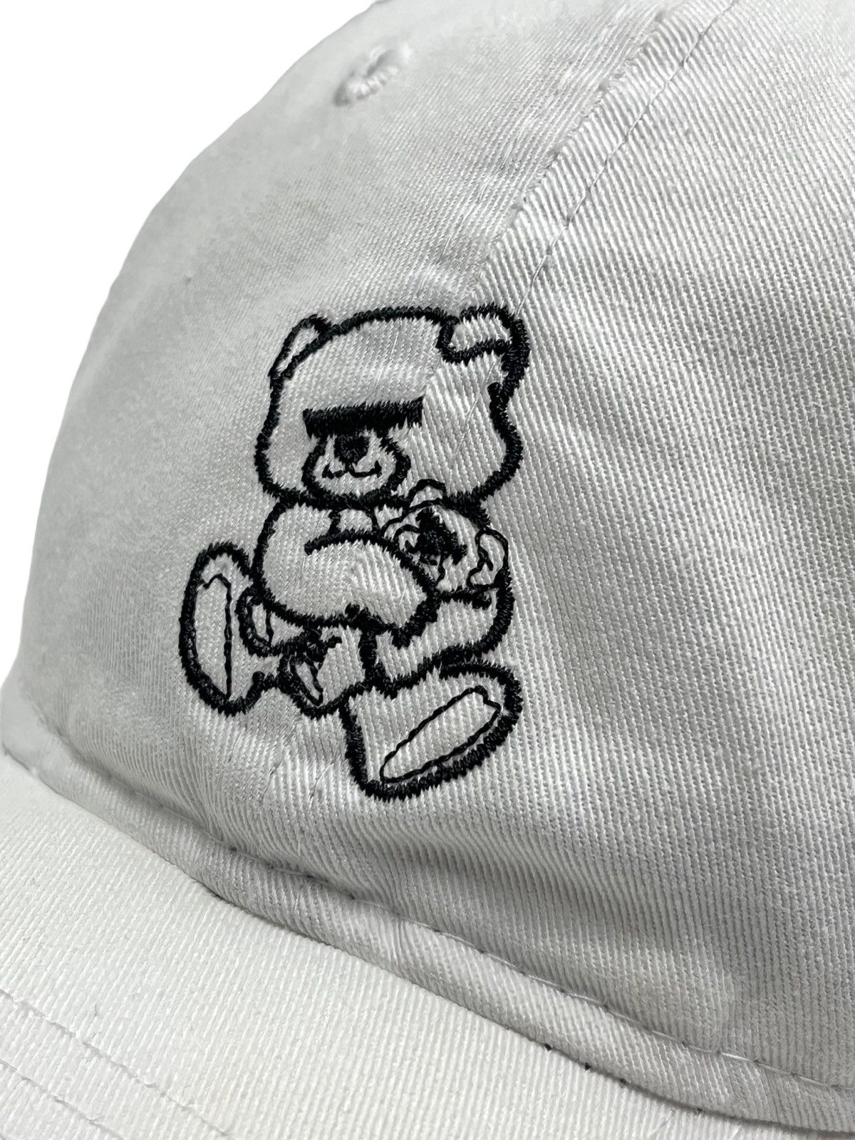 Jun Takahashi 🔥FYE🔥UNDERCOVER JUN TAKAHASHI x NEW ERA Bear Bear Hat Size ONE SIZE - 5 Thumbnail