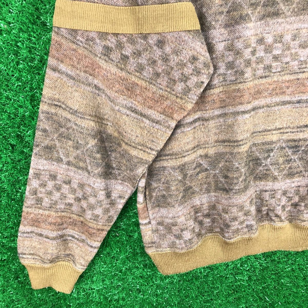 Aran Isles Knitwear Vintage 80's Knit Sweater Navajo Striped by Field Out Size US S / EU 44-46 / 1 - 6 Thumbnail