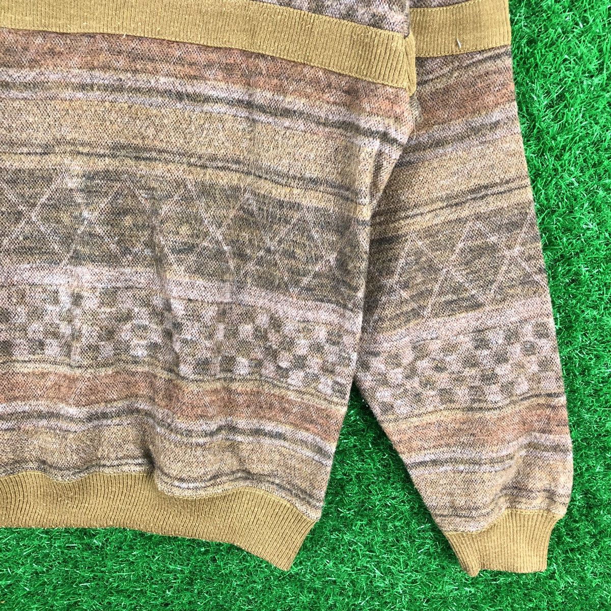 Aran Isles Knitwear Vintage 80's Knit Sweater Navajo Striped by Field Out Size US S / EU 44-46 / 1 - 3 Thumbnail