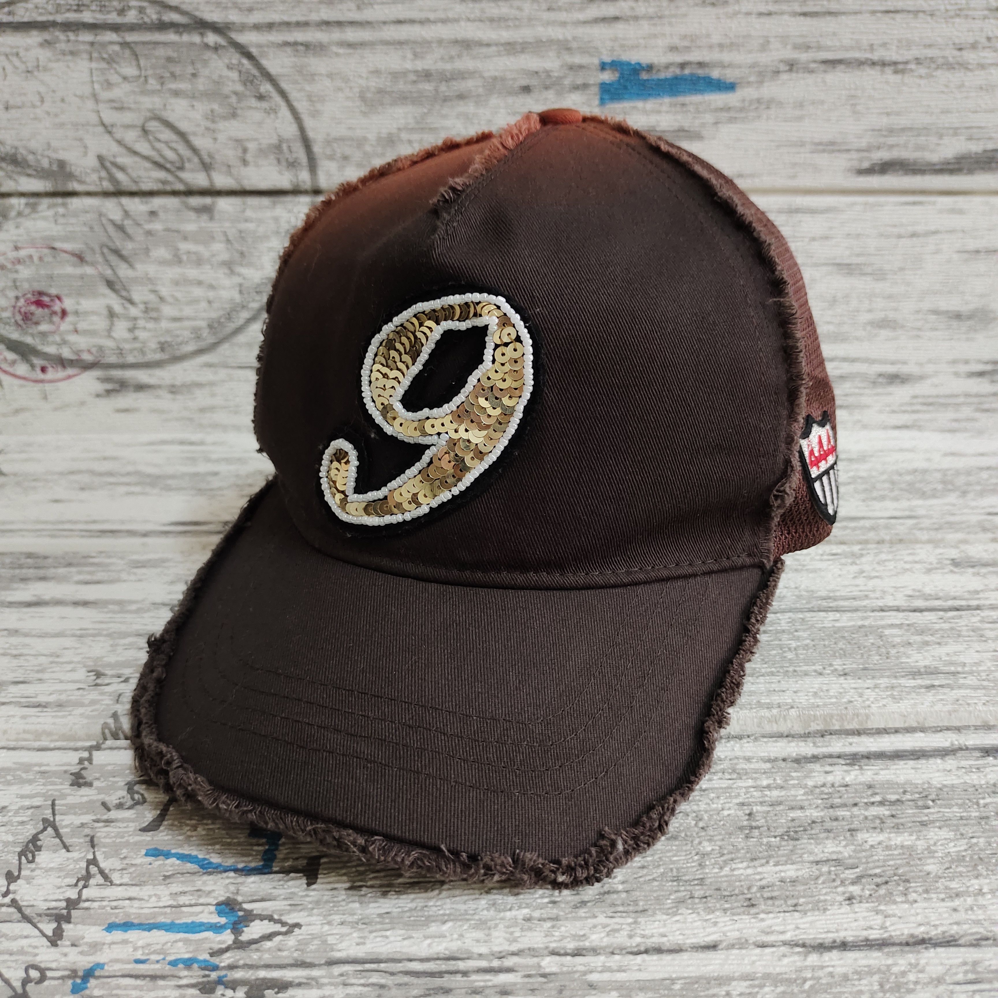 Yoshiyuki Konishi Yoshinori Kotake Design #9 Gradient Trucker Cap Snapback Size ONE SIZE - 2 Thumbnail