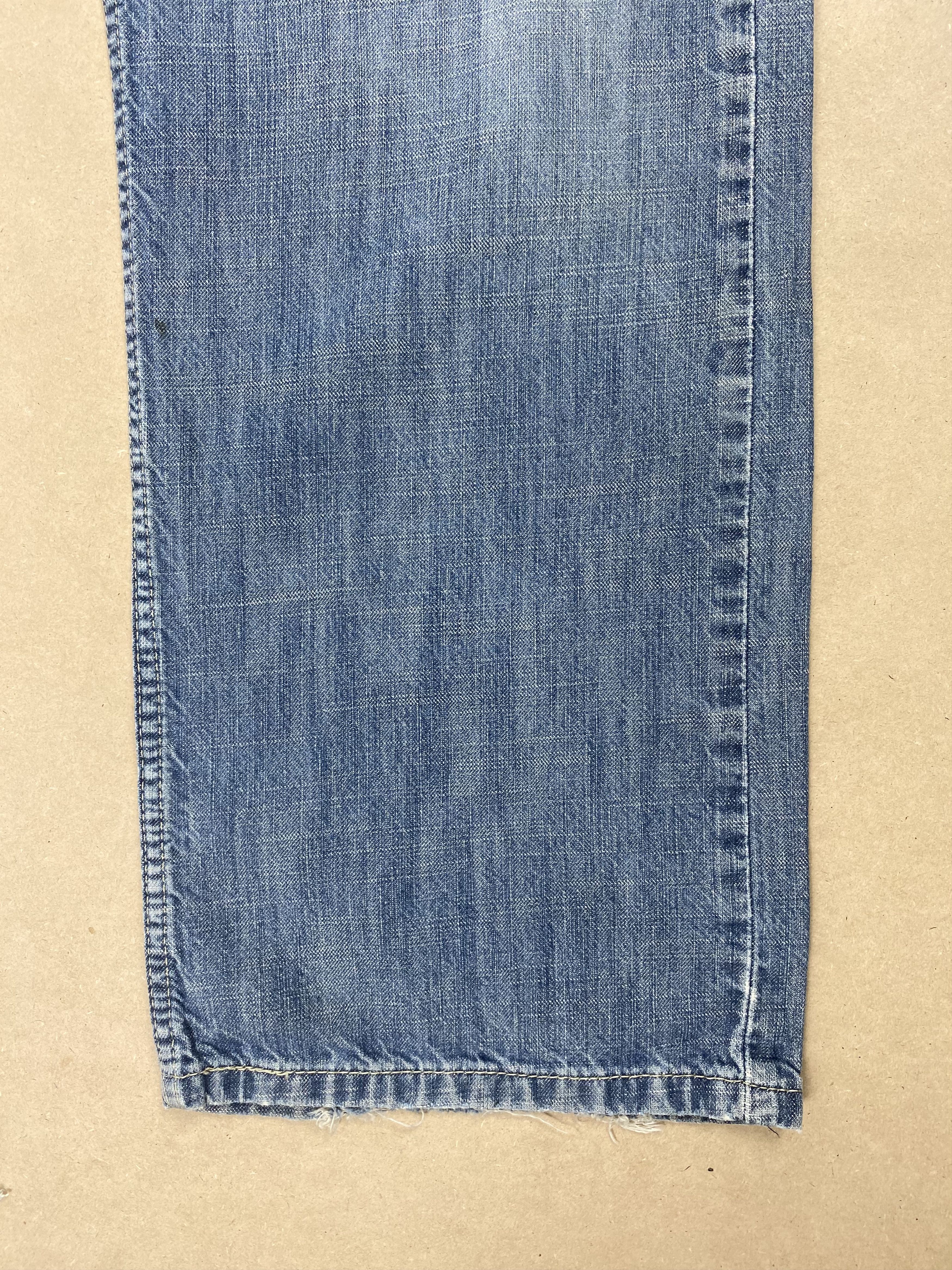Levi's × Vintage Vintage Levis 569 Straight Cut Distressed Faded Blue Jeans Size US 39 - 5 Thumbnail