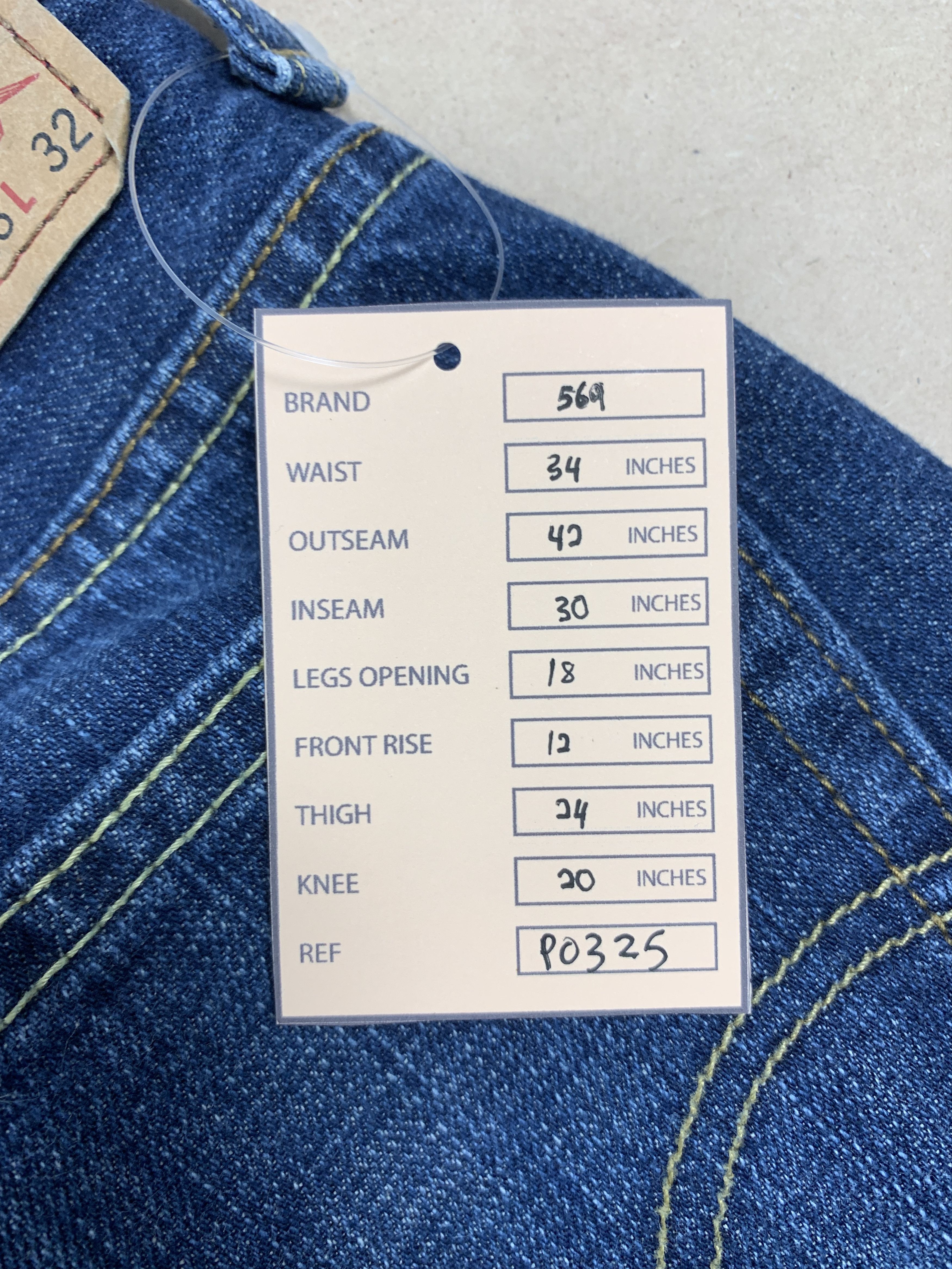 Levi's × Vintage Vintage Levis 569 Straight Cut Faded Blue Jeans Size US 34 / EU 50 - 16 Thumbnail