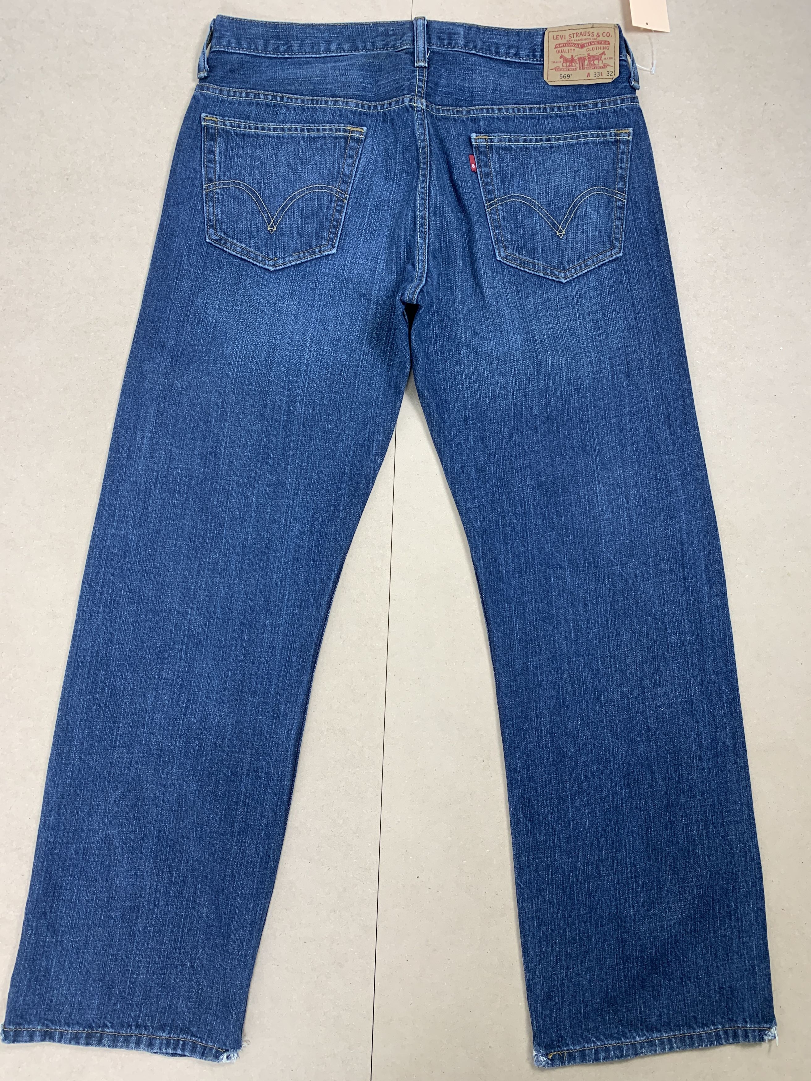 Levi's × Vintage Vintage Levis 569 Straight Cut Faded Blue Jeans Size US 34 / EU 50 - 7 Thumbnail