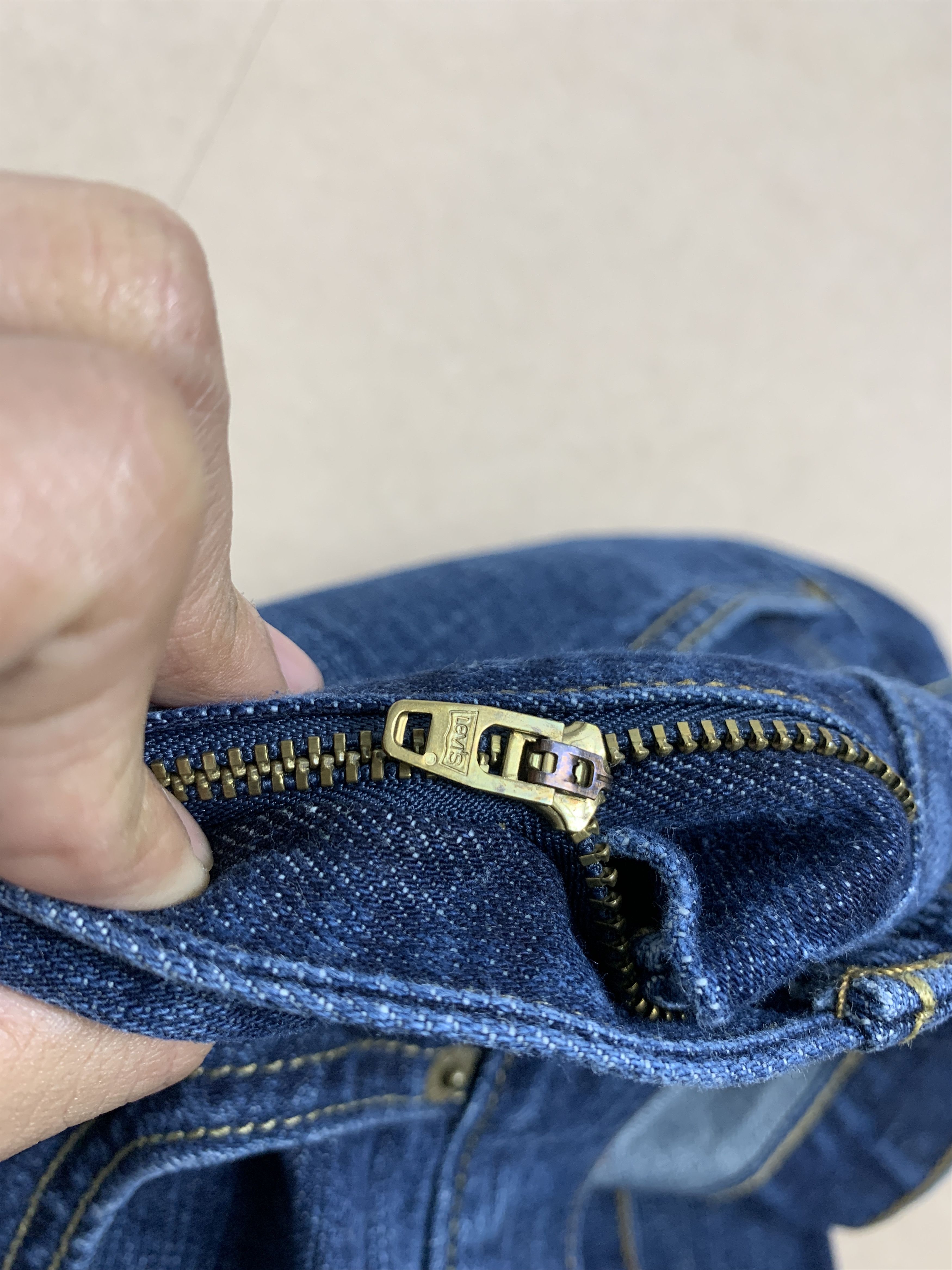 Levi's × Vintage Vintage Levis 569 Straight Cut Faded Blue Jeans Size US 34 / EU 50 - 15 Thumbnail