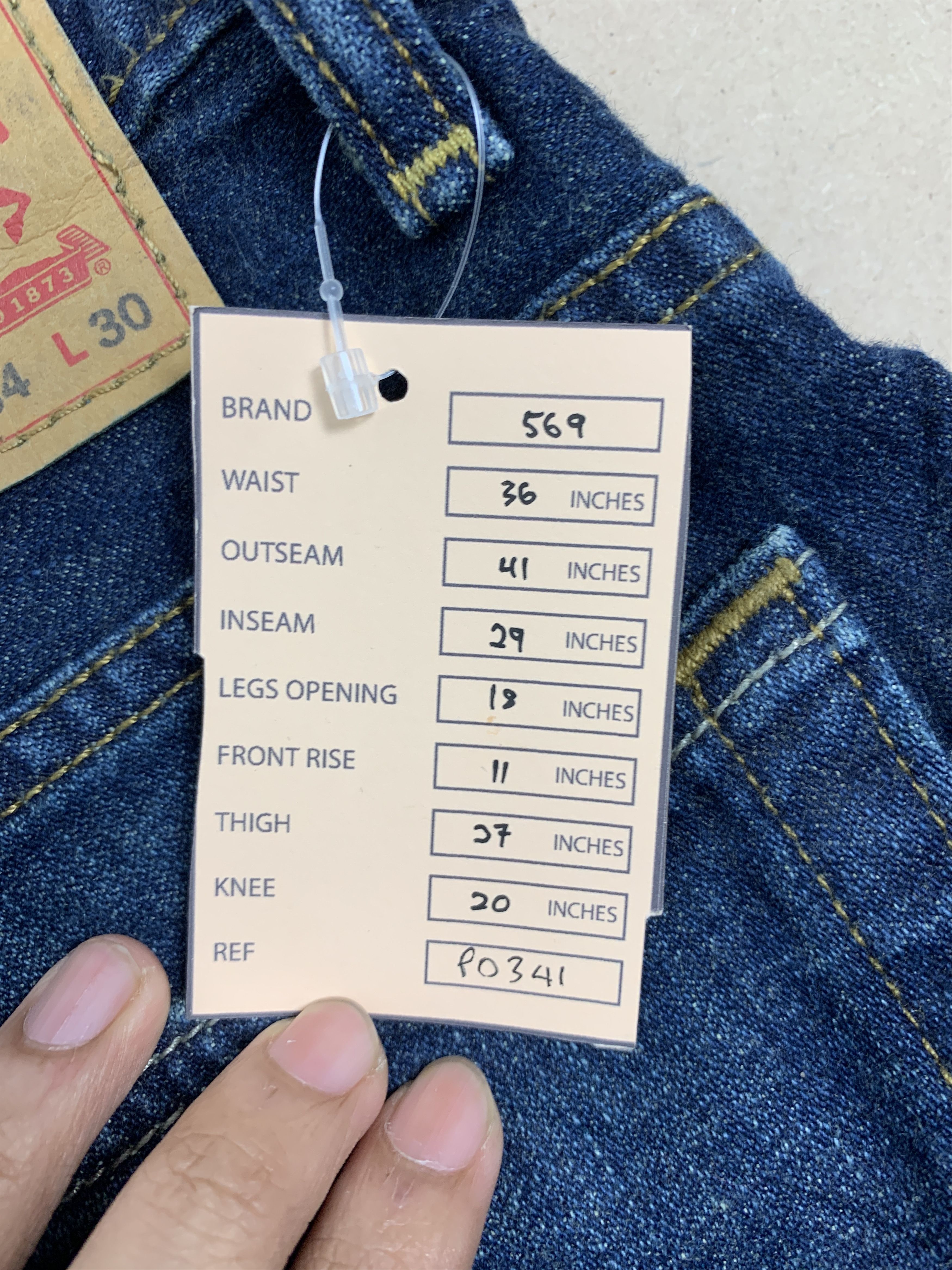 Levi's Vintage Levis 569 Straight Cut Blue Jeans Size US 36 / EU 52 - 22 Thumbnail