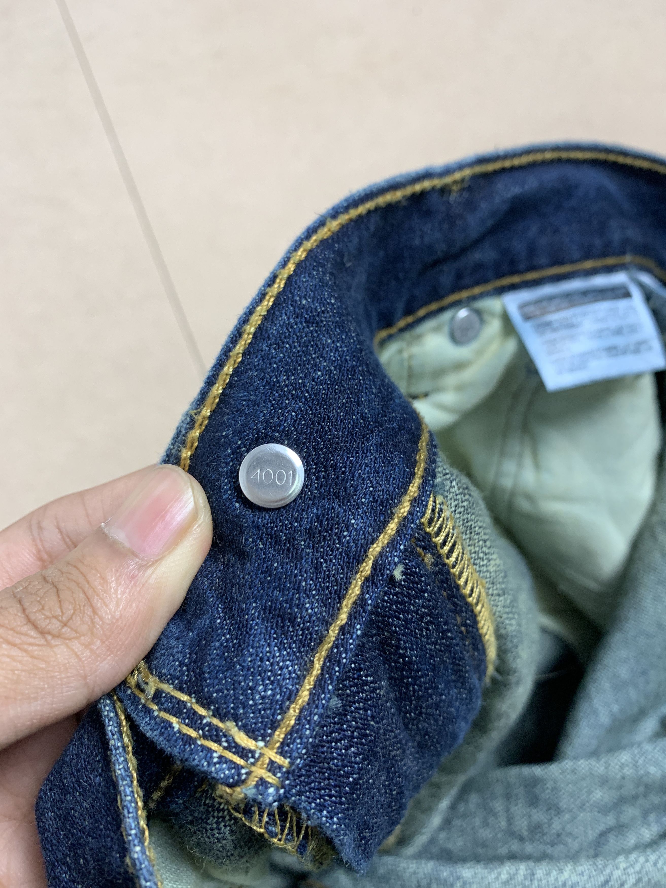 Levi's Vintage Levis 569 Straight Cut Blue Jeans Size US 36 / EU 52 - 19 Thumbnail