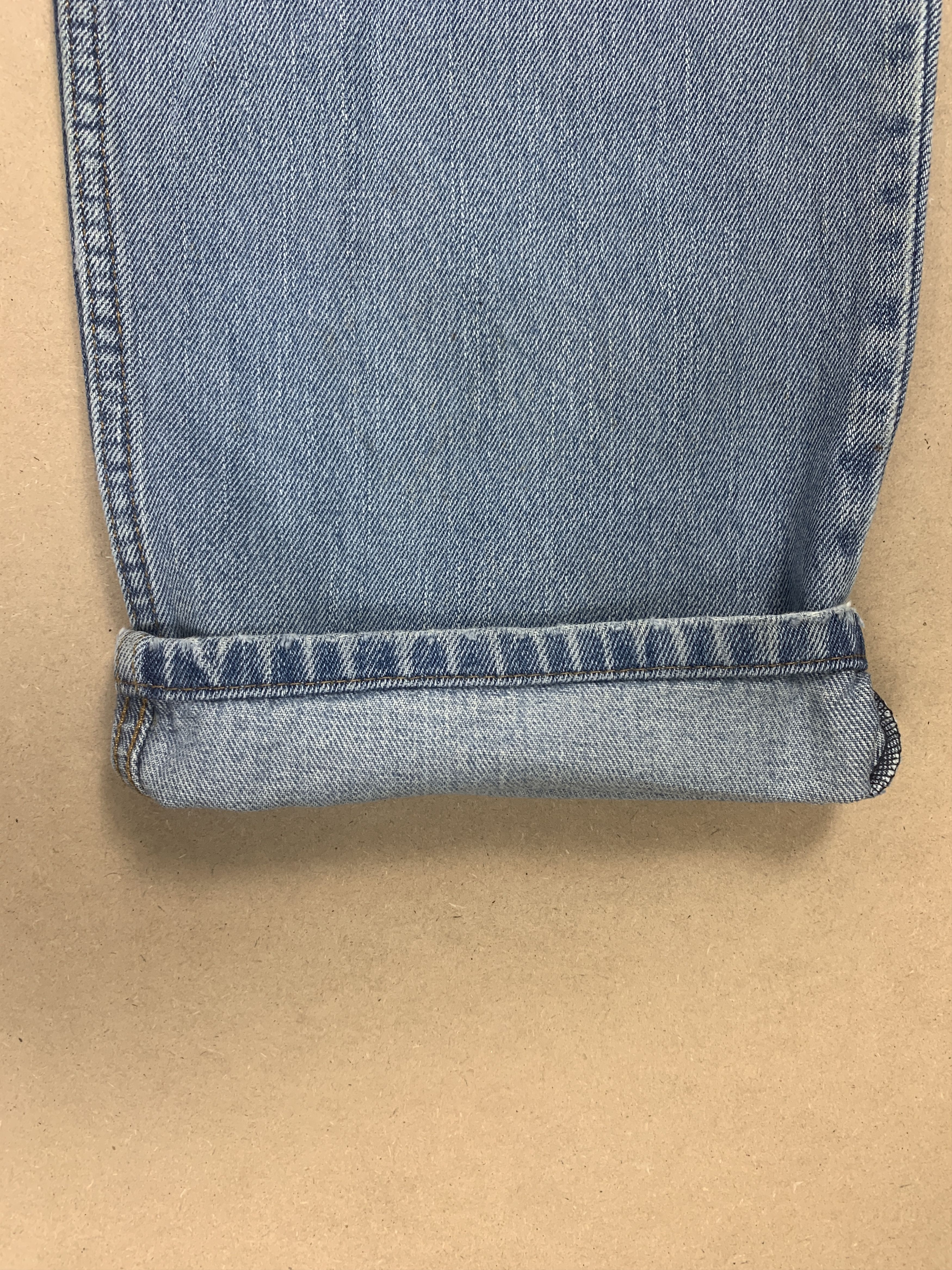 Levi's Vintage Levis 550 Loose Straight Light Wash Jeans Size US 39 - 4 Thumbnail