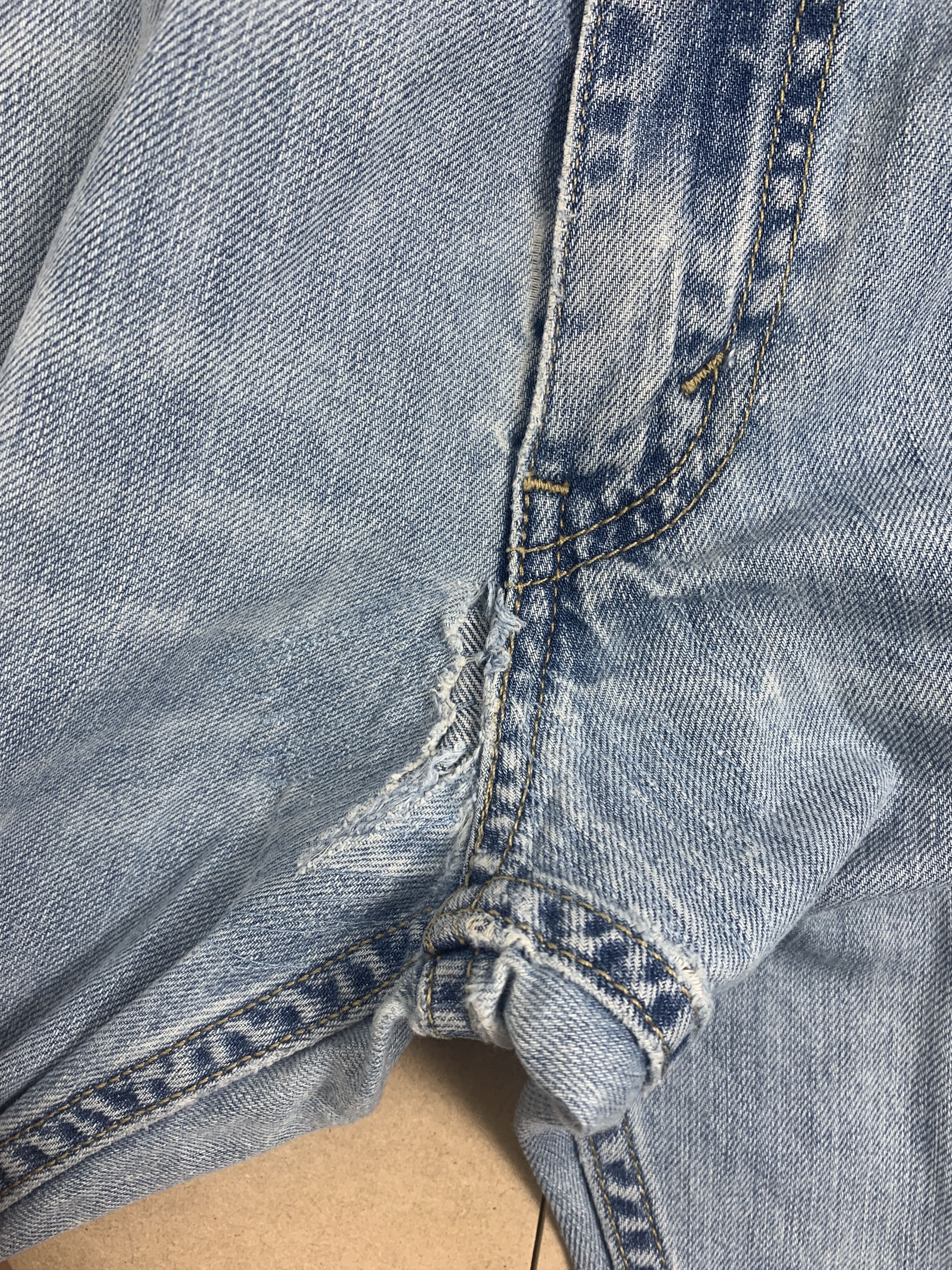 Levi's × Vintage Vintage Levis 559 Straight Cut Faded Light Wash Jeans Size US 36 / EU 52 - 5 Thumbnail