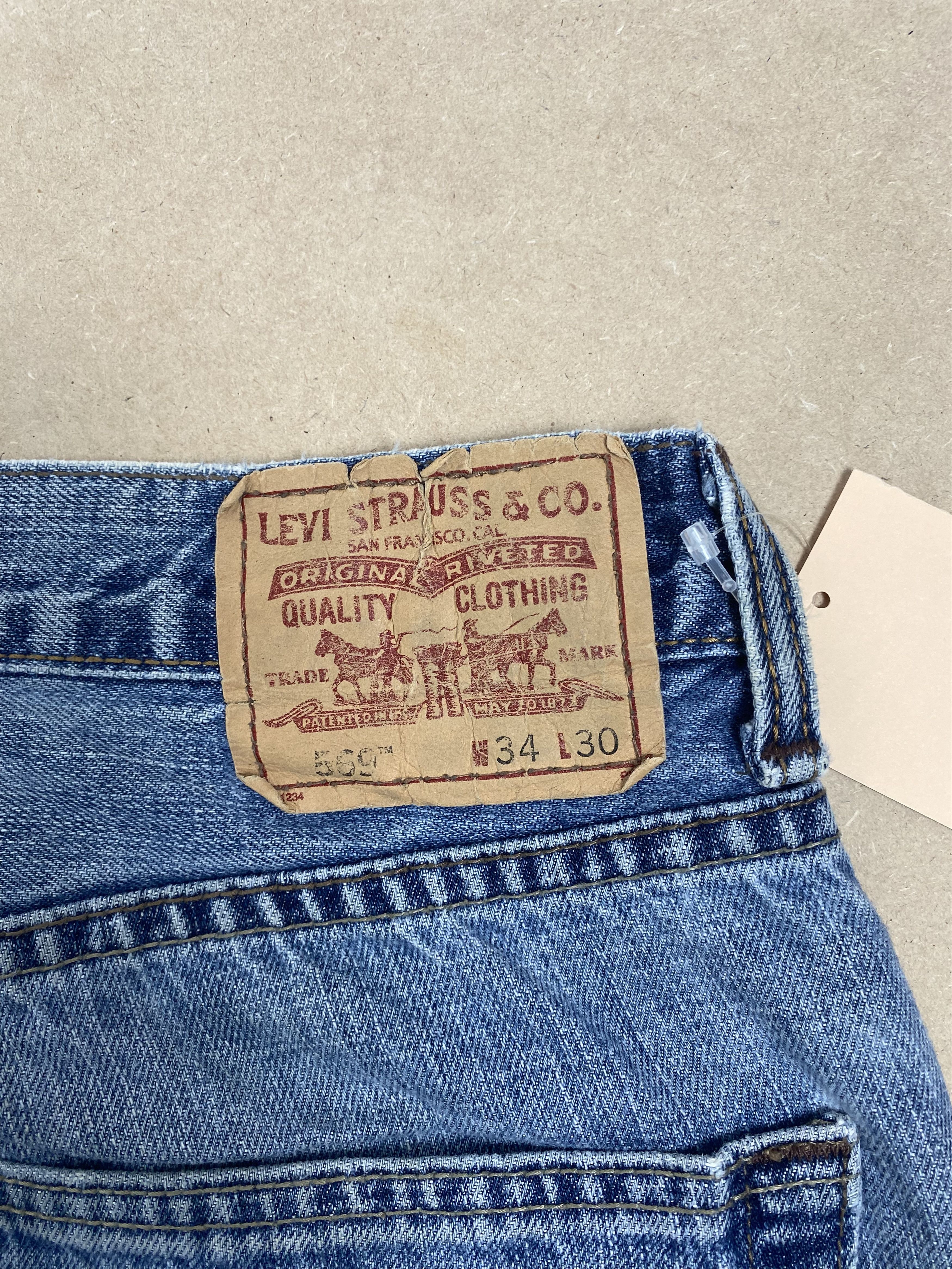 Levi's × Vintage Vintage Levis 569 Straight Cut Faded Blue Jeans Size US 34 / EU 50 - 7 Thumbnail