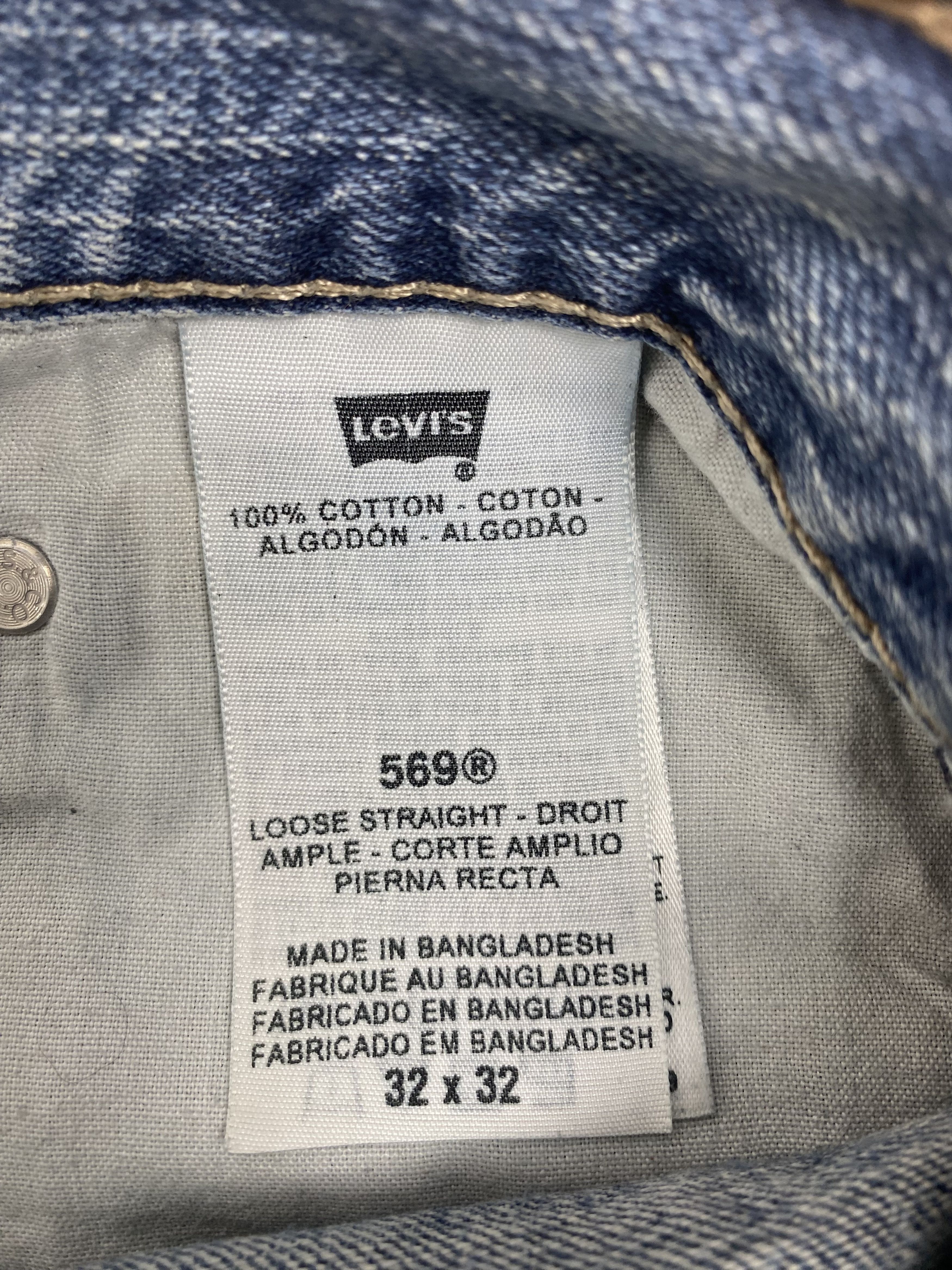 Levi's × Vintage Vintage Levis 569 Straight Cut Faded Distress Mid Wash Jeans Size US 35 - 11 Thumbnail