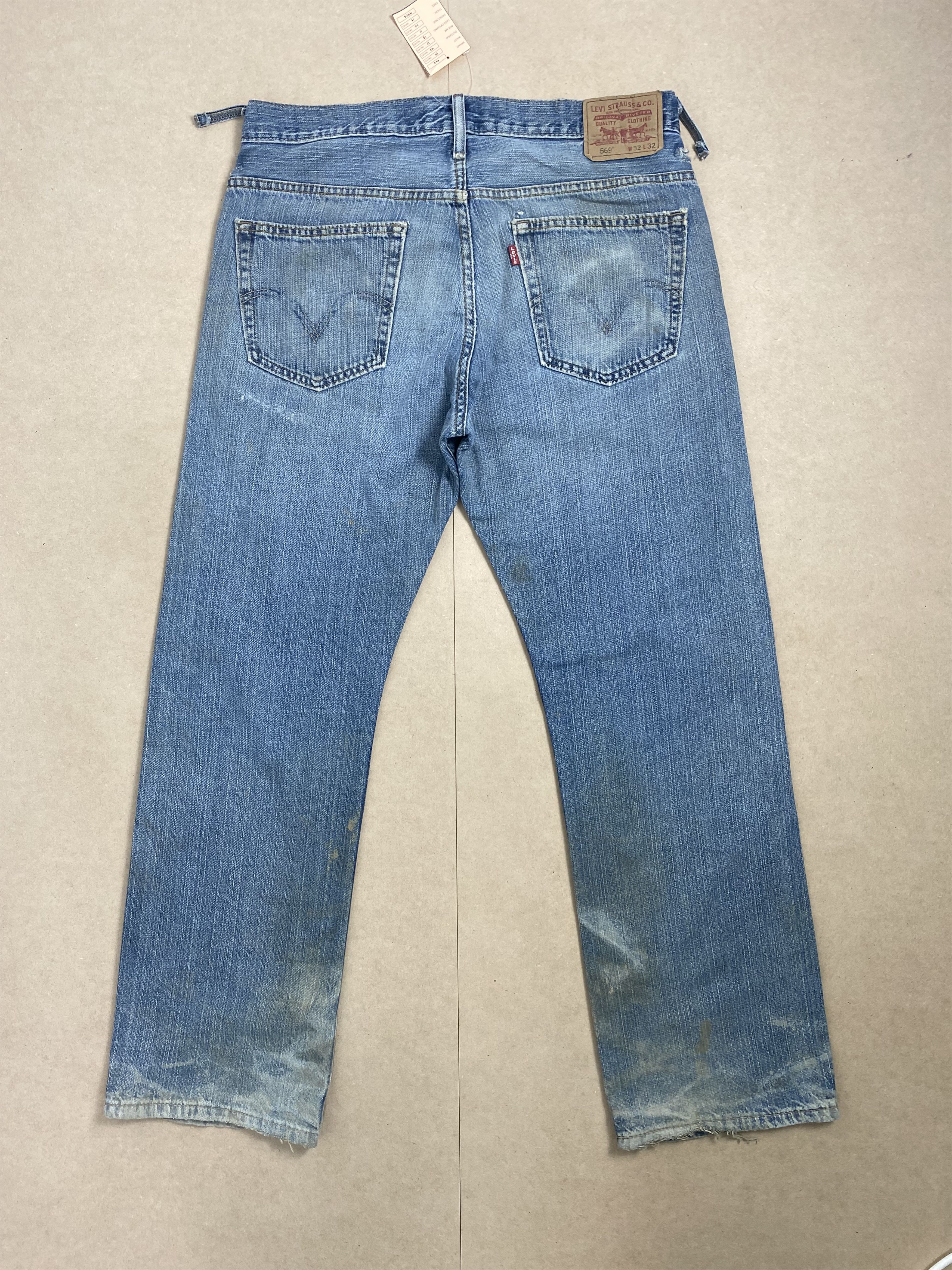Levi's × Vintage Vintage Levis 569 Straight Cut Faded Distress Mid Wash Jeans Size US 35 - 6 Thumbnail