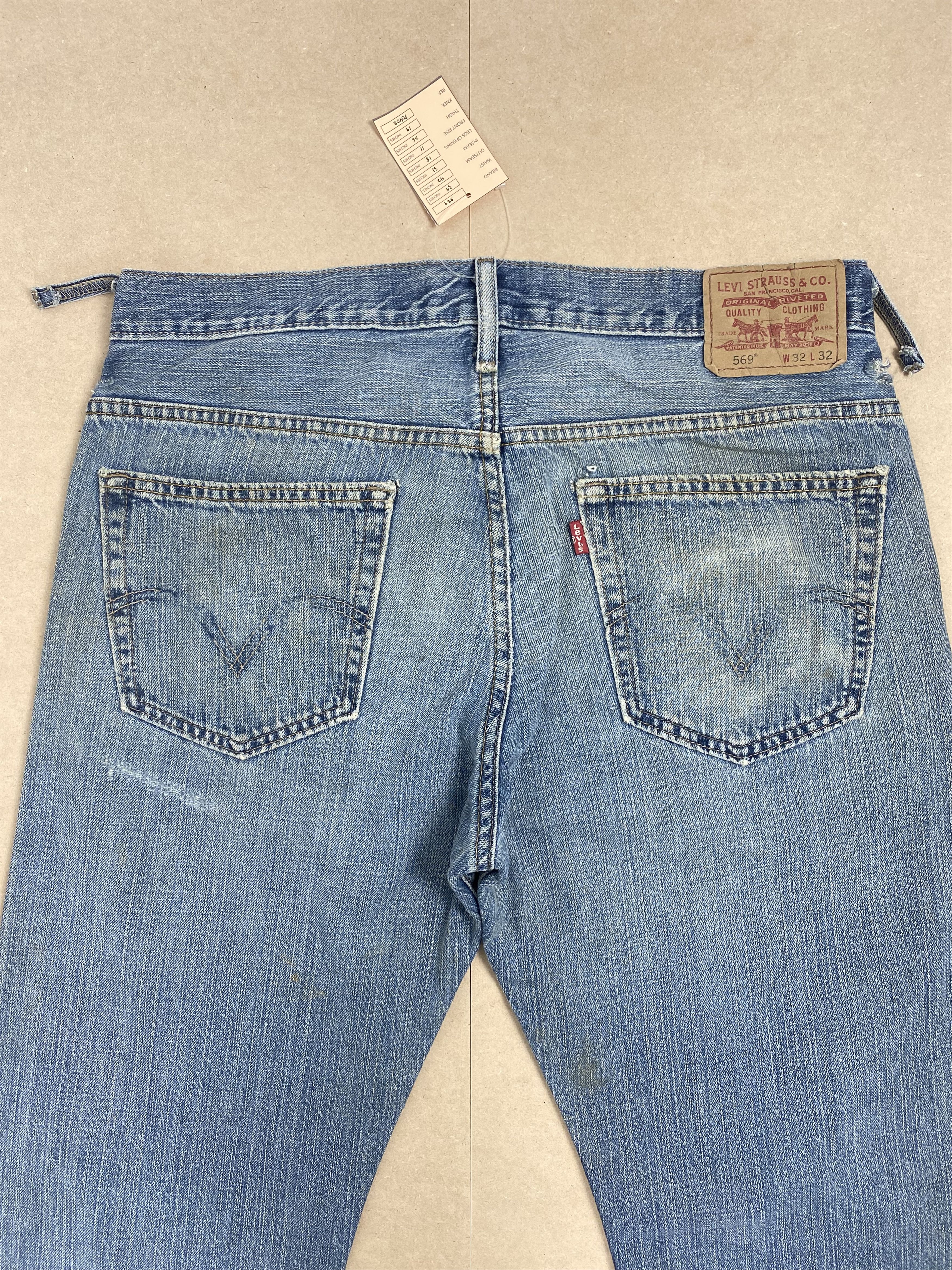 Levi's × Vintage Vintage Levis 569 Straight Cut Faded Distress Mid Wash Jeans Size US 35 - 7 Thumbnail